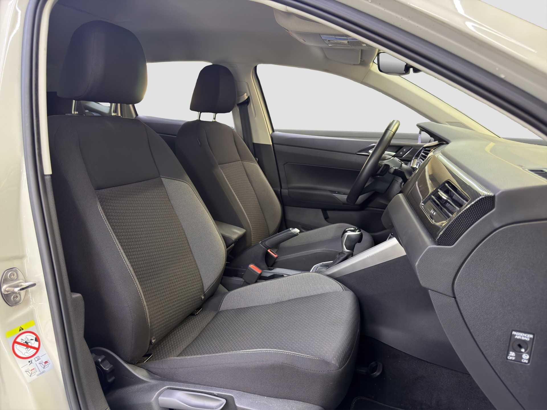 VW Polo 1.0 TSI Life DSG-image-13