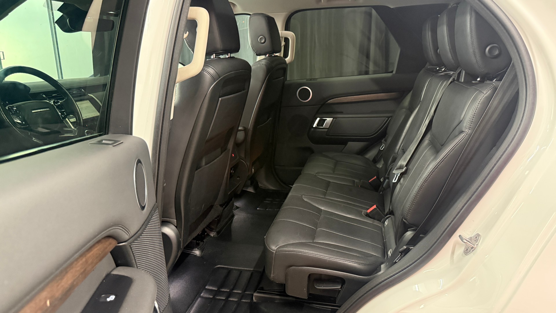 LAND ROVER Discovery 2.0 SD4 HSE Luxury Automatic, frisch ab MFK, Servicegepflegt, 7 Plätze, Leder, Panorama, Garantie...-image-11