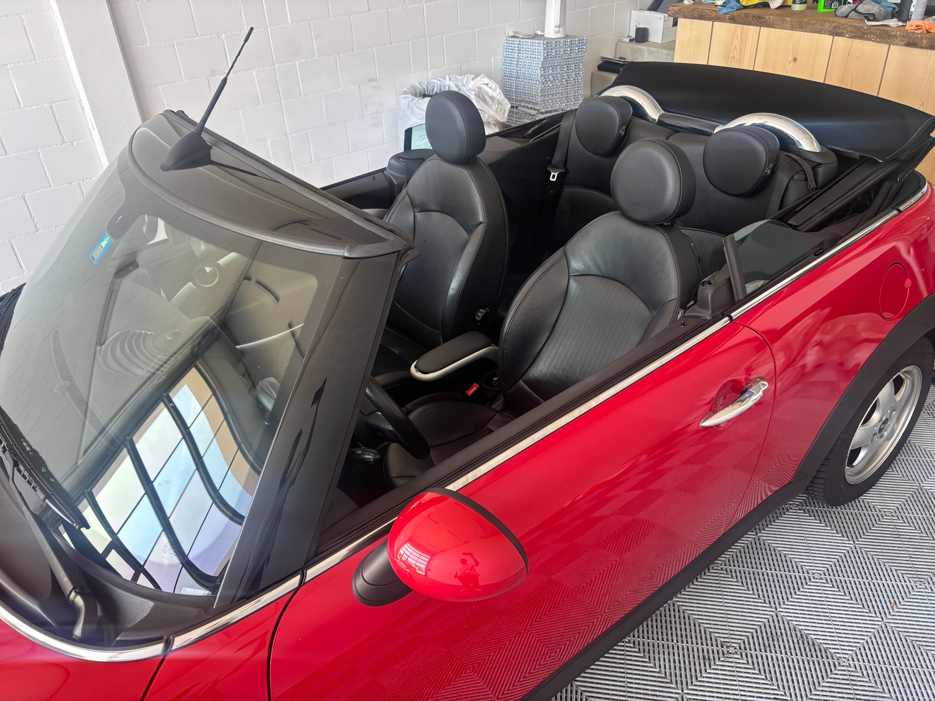 MINI Cooper Cabriolet Steptronic-image-3