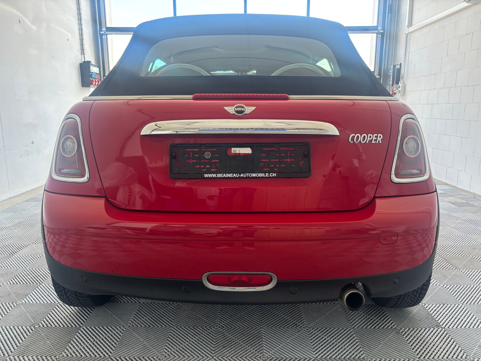 MINI Cooper Cabriolet Steptronic-image-6