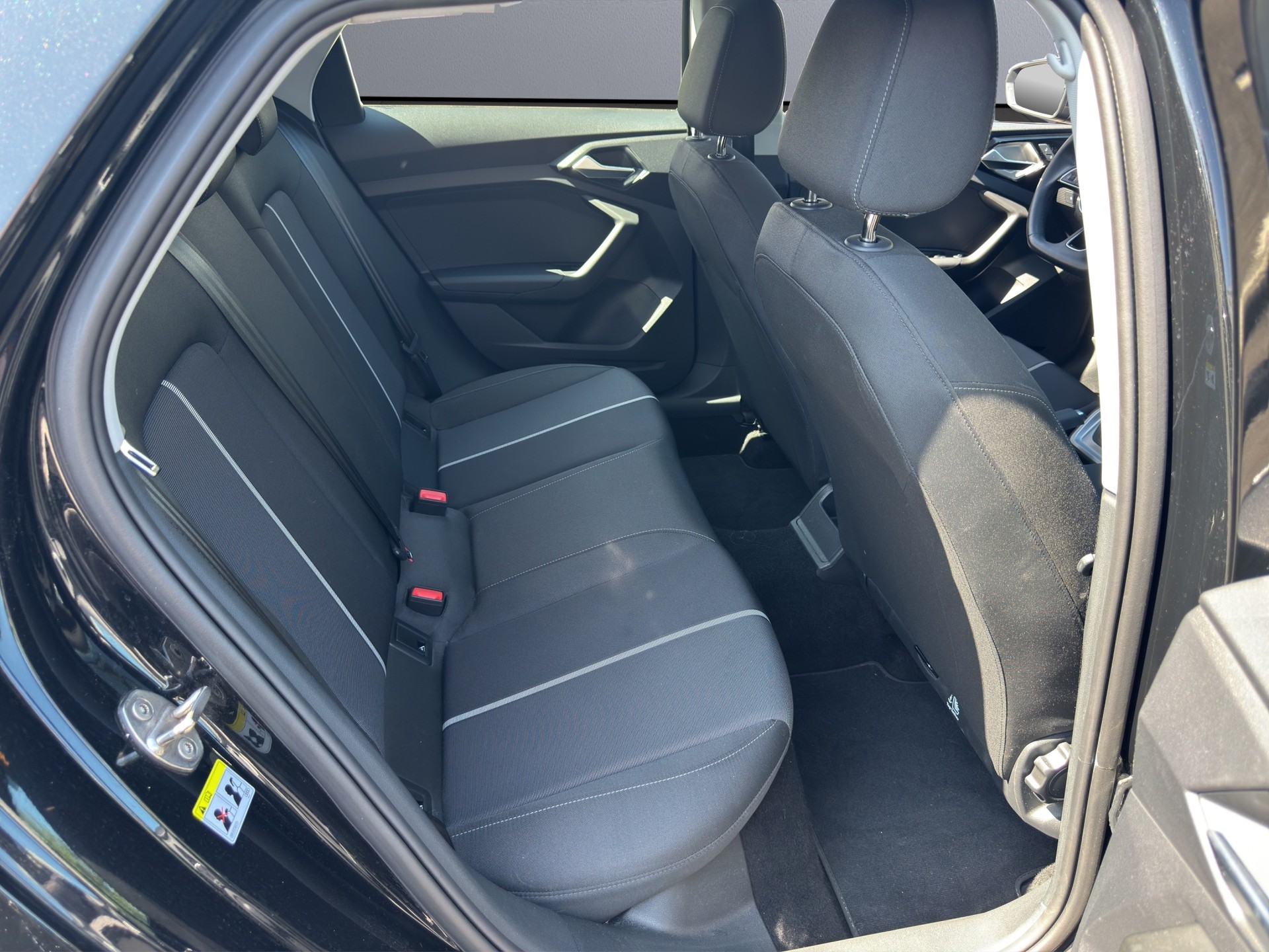 AUDI A1 allstreet 30 TFSI Attraction S-tronic-image-16
