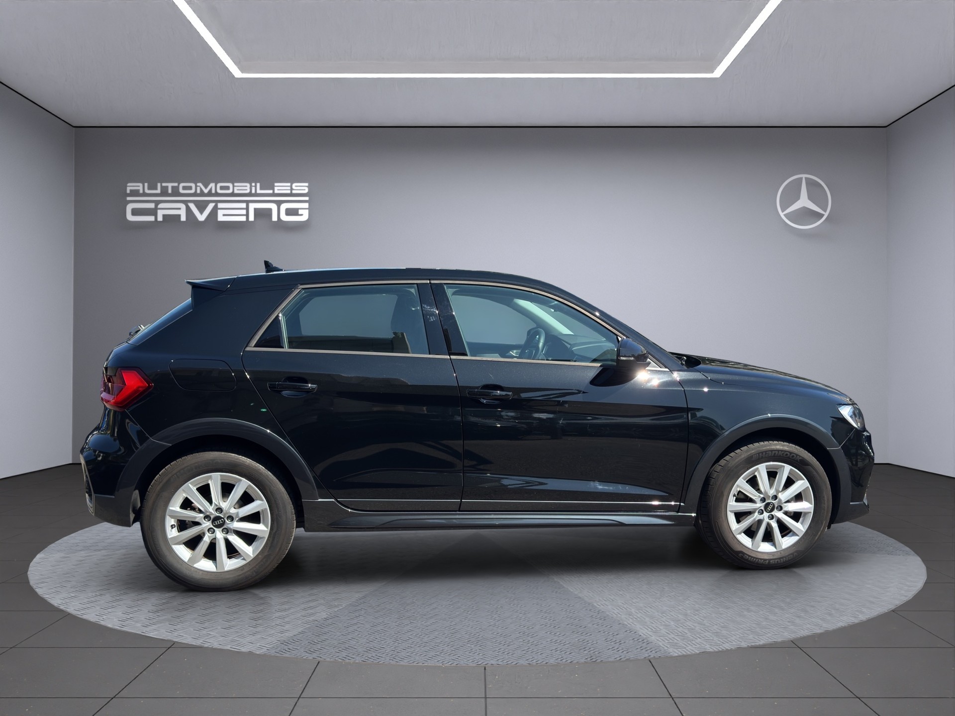 AUDI A1 allstreet 30 TFSI Attraction S-tronic-image-5