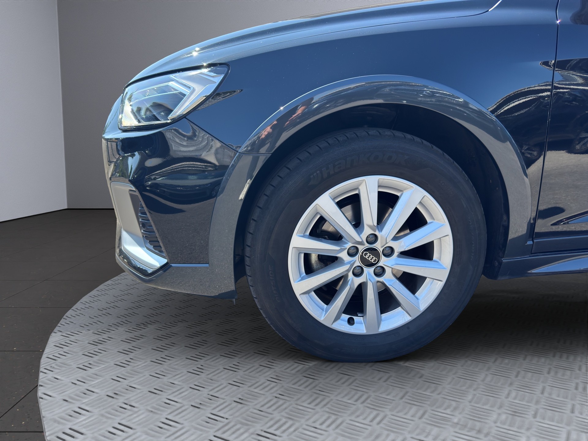 AUDI A1 allstreet 30 TFSI Attraction S-tronic-image-8