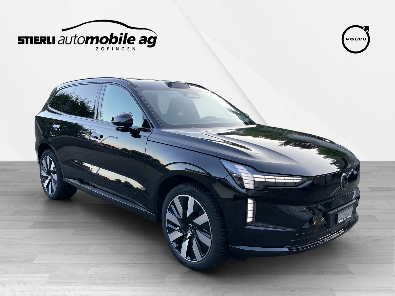 VOLVO EX90 Twin Plus AWD-image-2