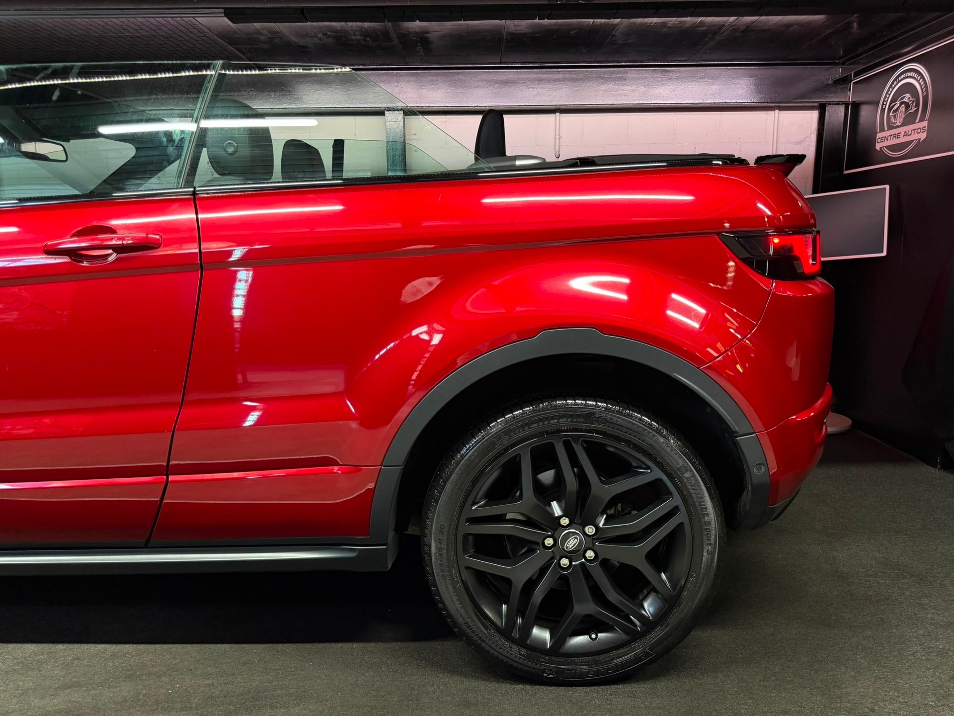 LAND ROVER Range Rover Evoque Convert. 2.0 TD4 SE Dynamic AT9-image-6