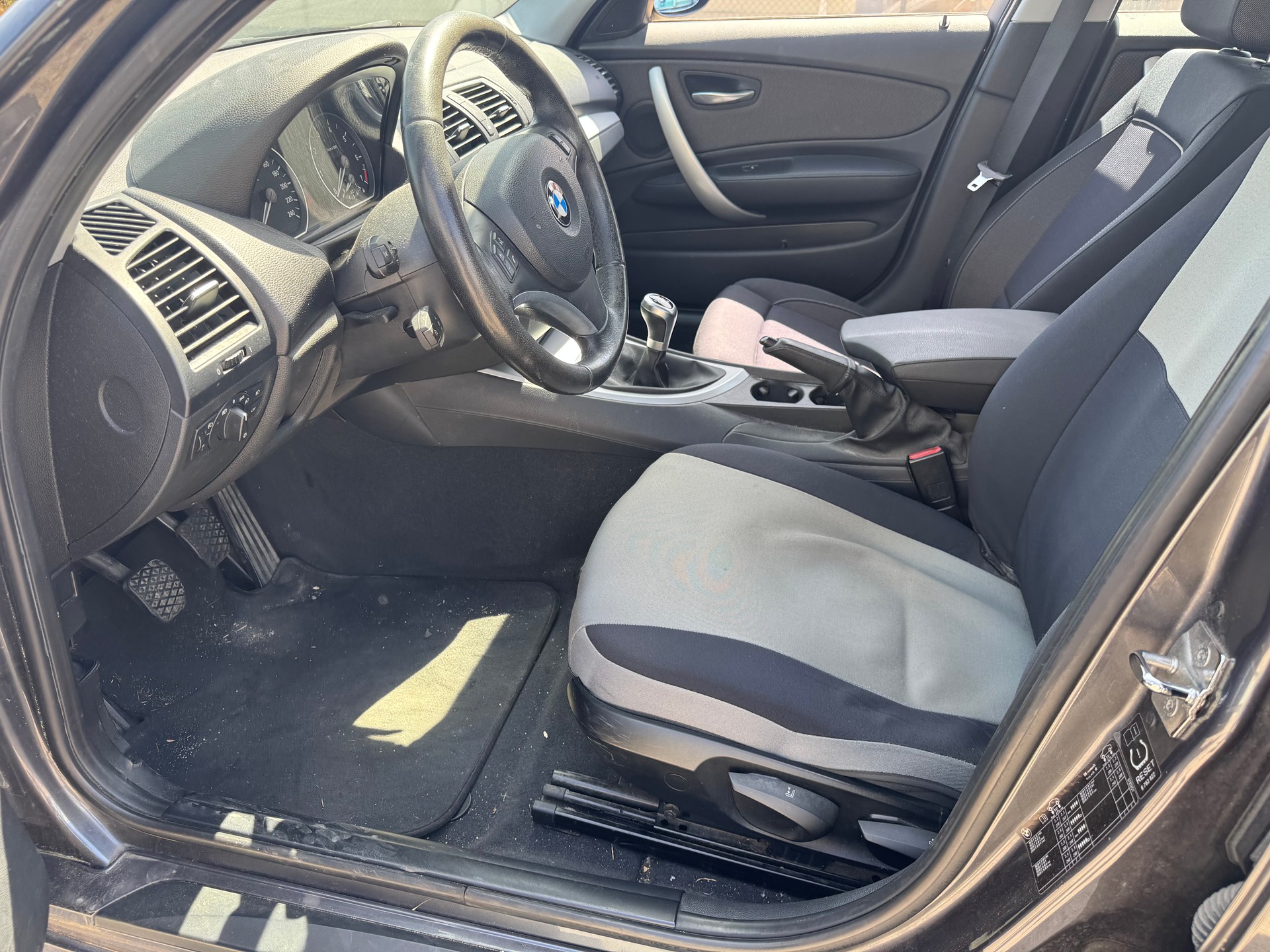 BMW 116i Access-image-8