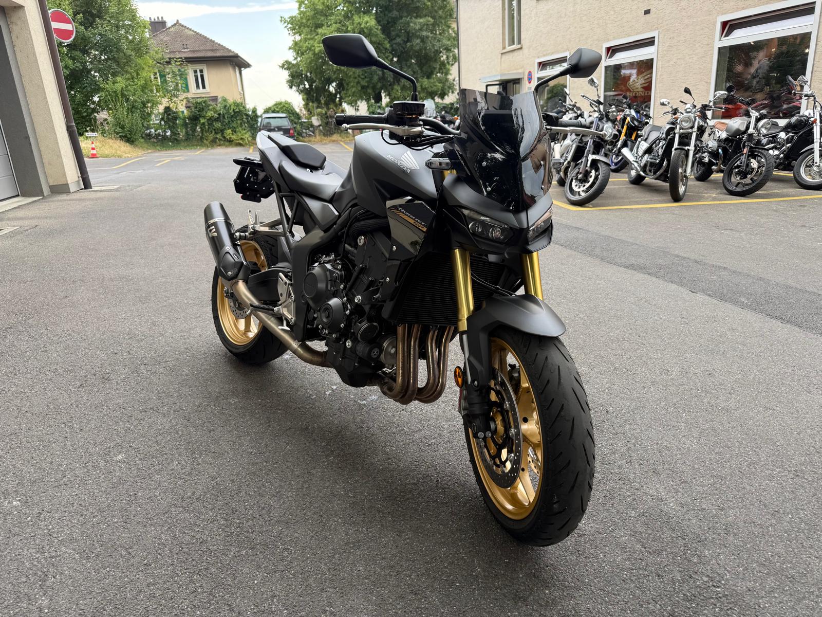 HONDA CB 1000 Hornet SP-showroom-element-1