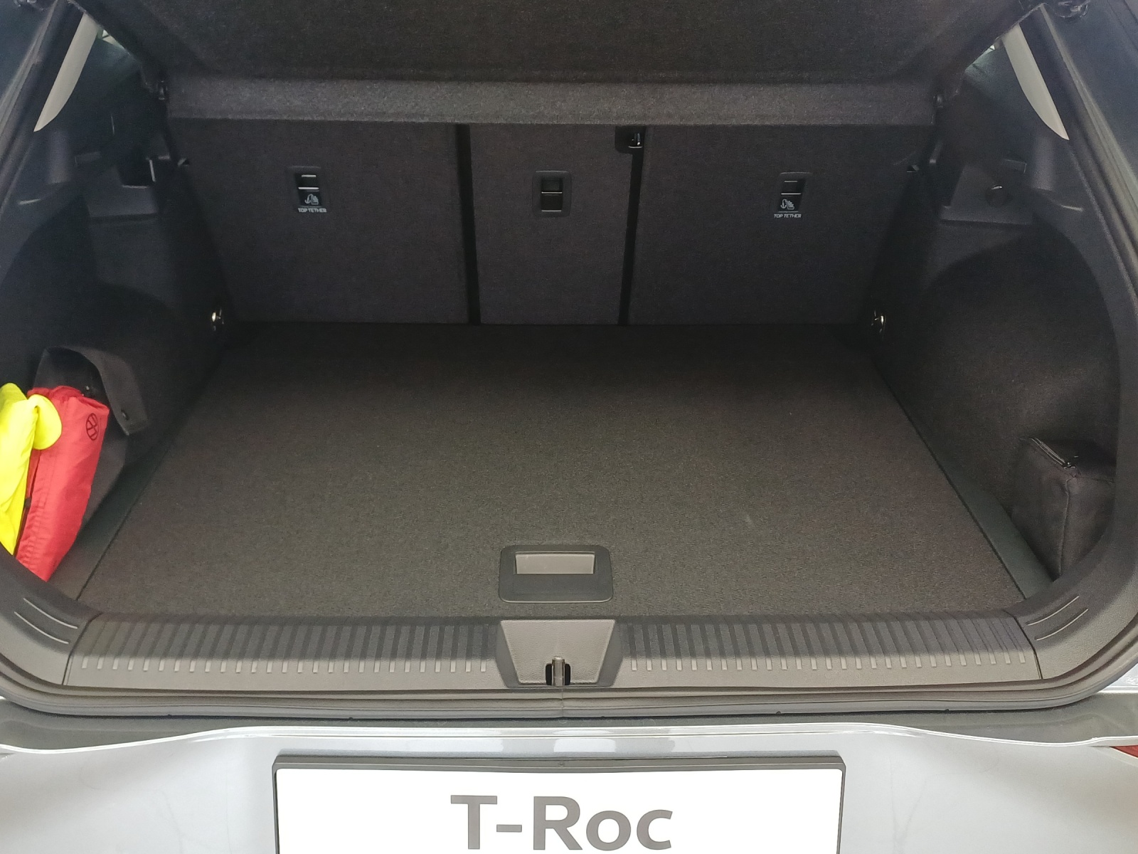 VW T-Roc 1.5 eTSI mHEV Life DSG-image-13
