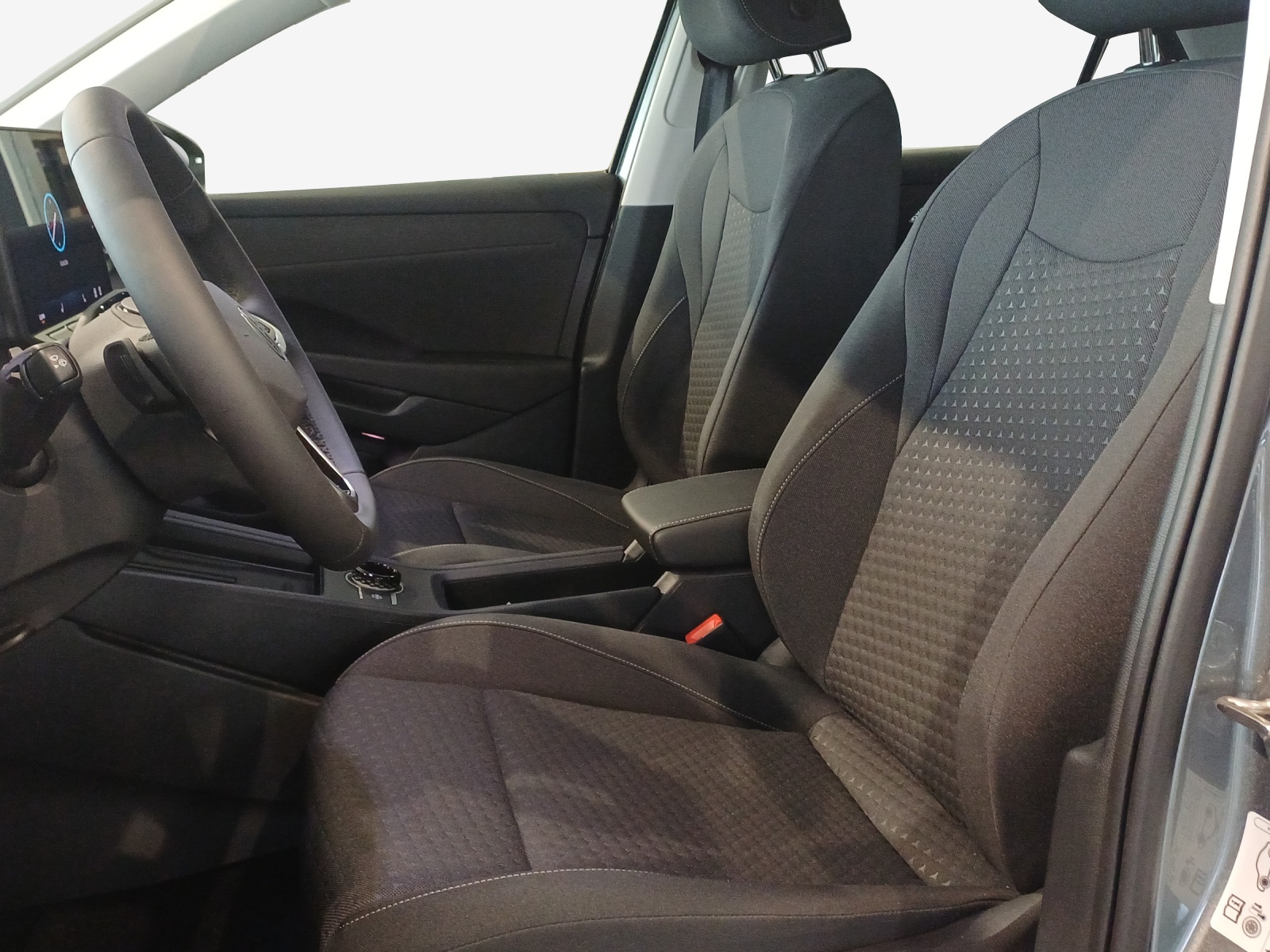 VW T-Roc 1.5 eTSI mHEV Life DSG-image-7