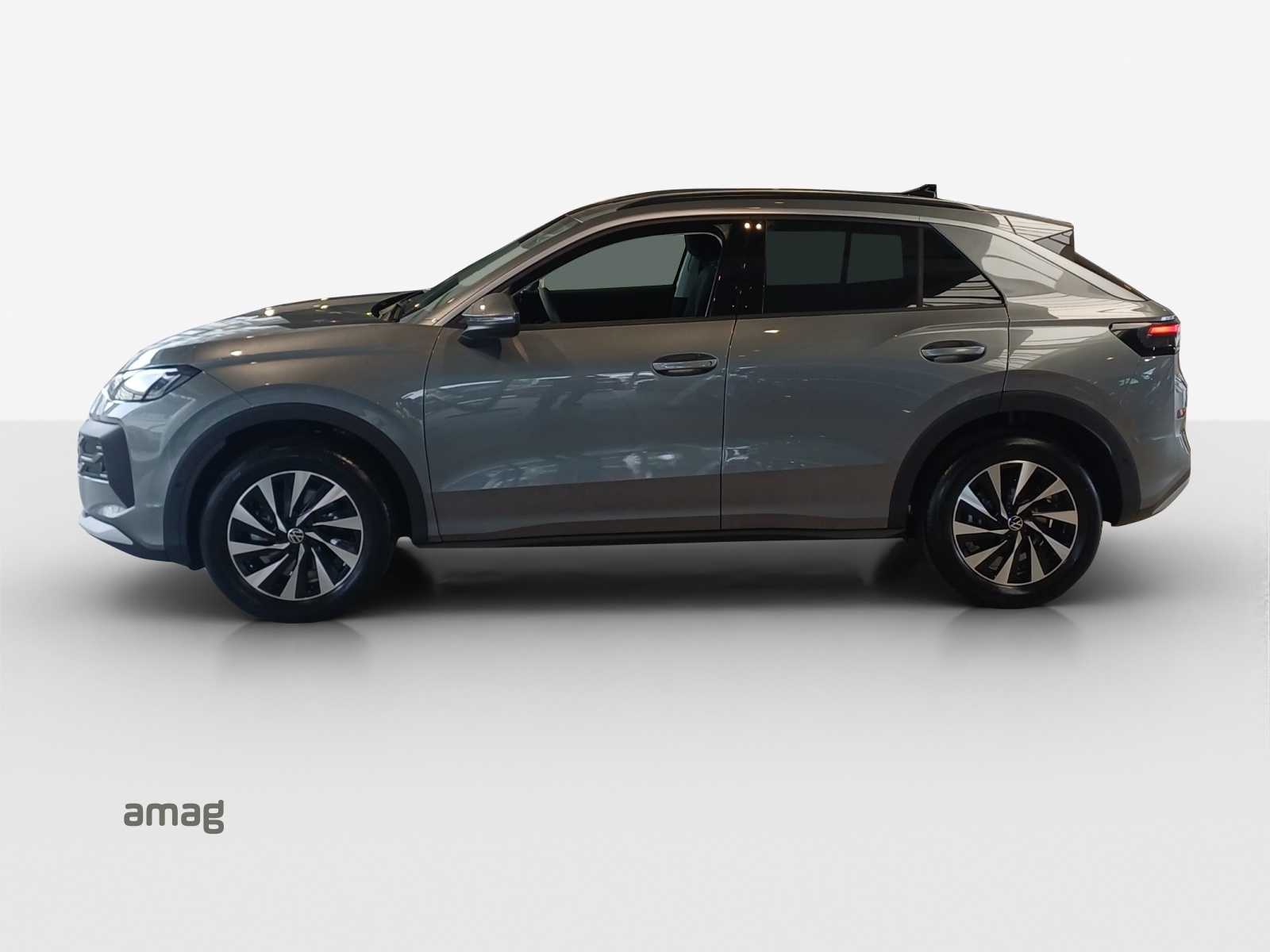 VW T-Roc 1.5 eTSI mHEV Life DSG-image-1