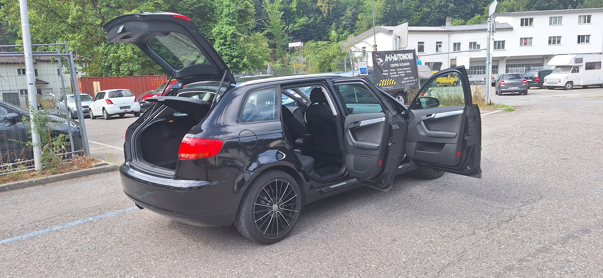 AUDI A3 Sportback 2.0 Turbo FSI Ambiente-image-18