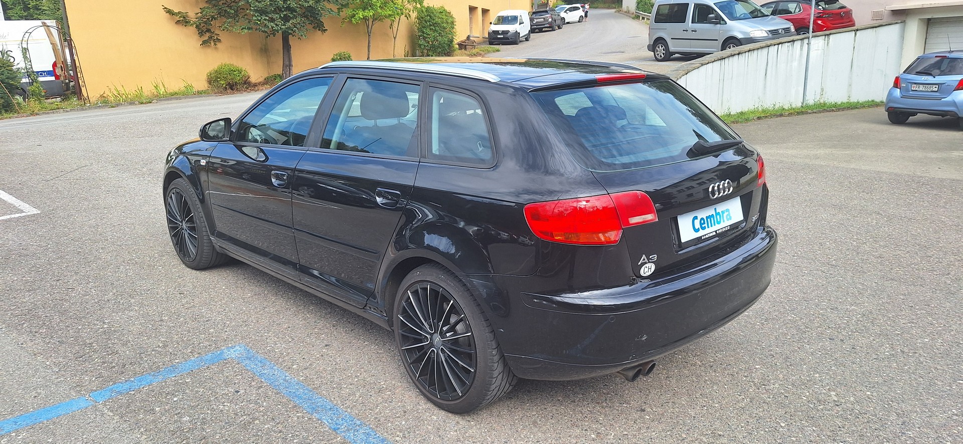 AUDI A3 Sportback 2.0 Turbo FSI Ambiente-image-4