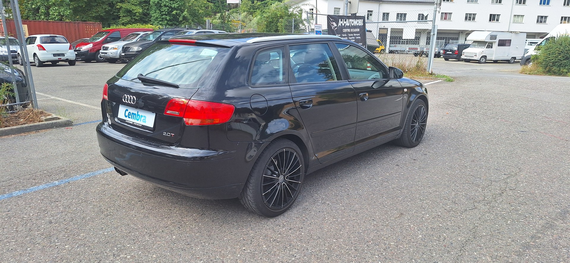 AUDI A3 Sportback 2.0 Turbo FSI Ambiente-image-6