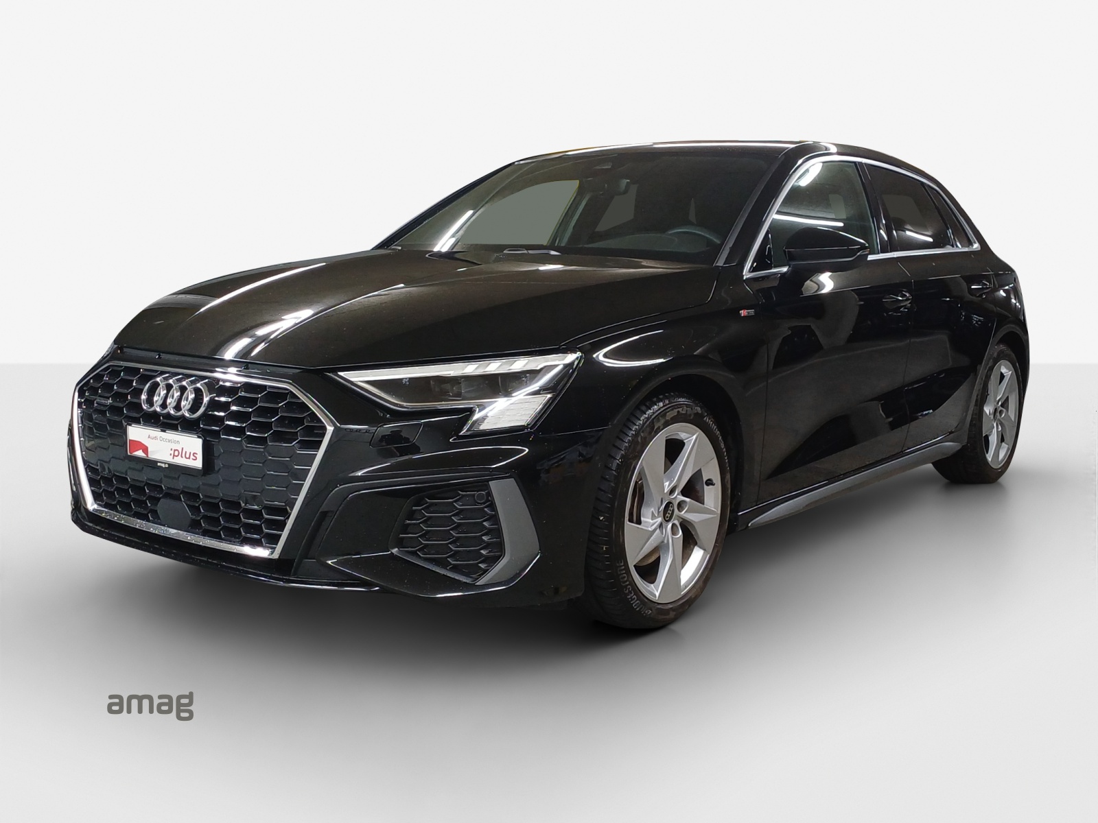 AUDI A3 Sportback 40 TFSI S line quattro S-tronic-image-0