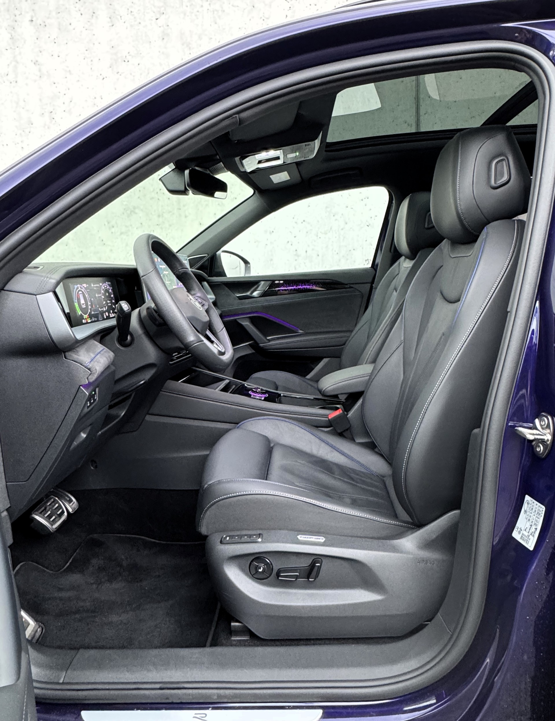 VW Tayron 1.5 TSI evo2 eHybrid R-Line DSG mit Herstellergarantie | Vollausstattung | wie neu-image-9