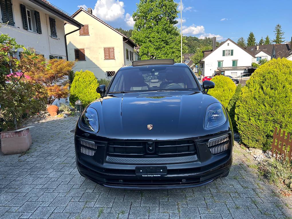 PORSCHE MACAN-image-2