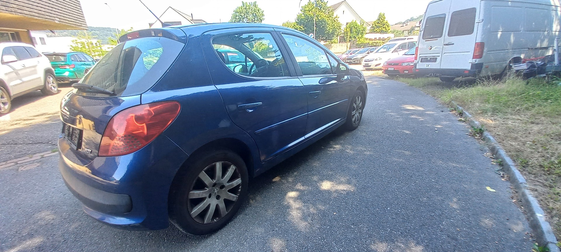 PEUGEOT 207 1.6 16V XS-image-2