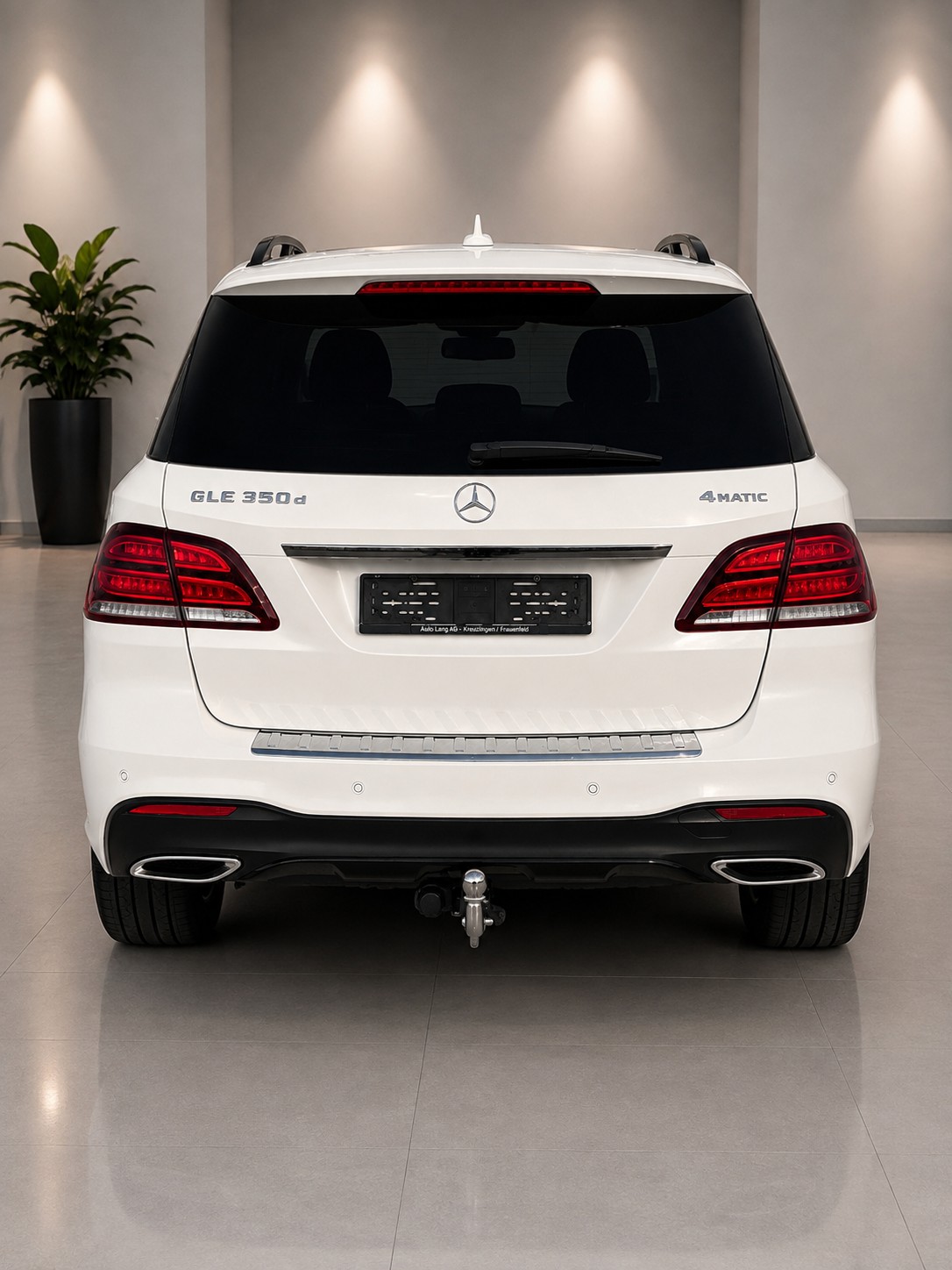 MERCEDES-BENZ GLE 350 d | 1.Hand | CH-Fahrzeug | Designo Diamantweiss | AMG Line | KEYLESS-GO | AHK | 360° Kamera | Softclose**-image-5