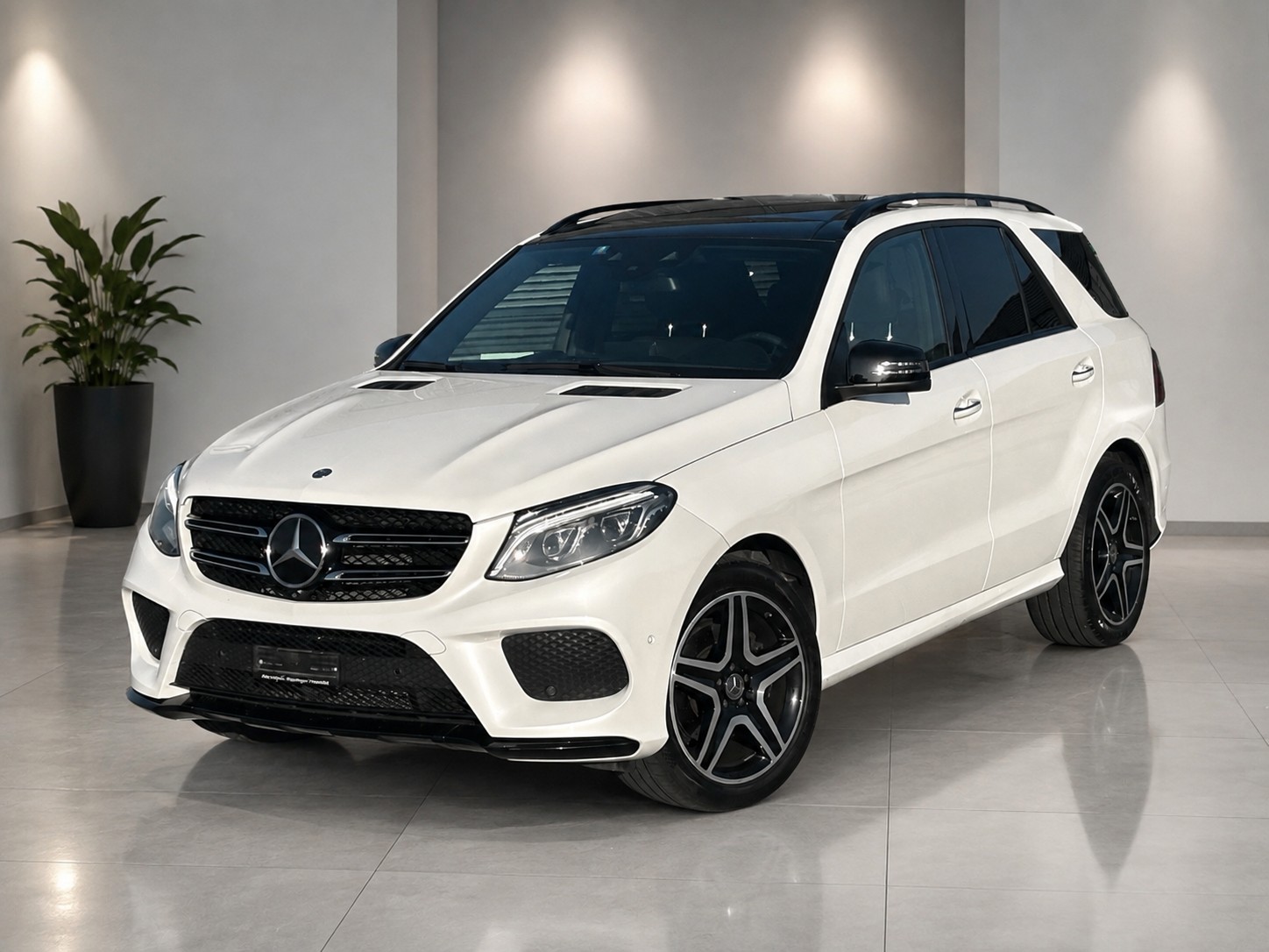 MERCEDES-BENZ GLE 350 d | 1.Hand | CH-Fahrzeug | Designo Diamantweiss | AMG Line | KEYLESS-GO | AHK | 360° Kamera | Softclose**