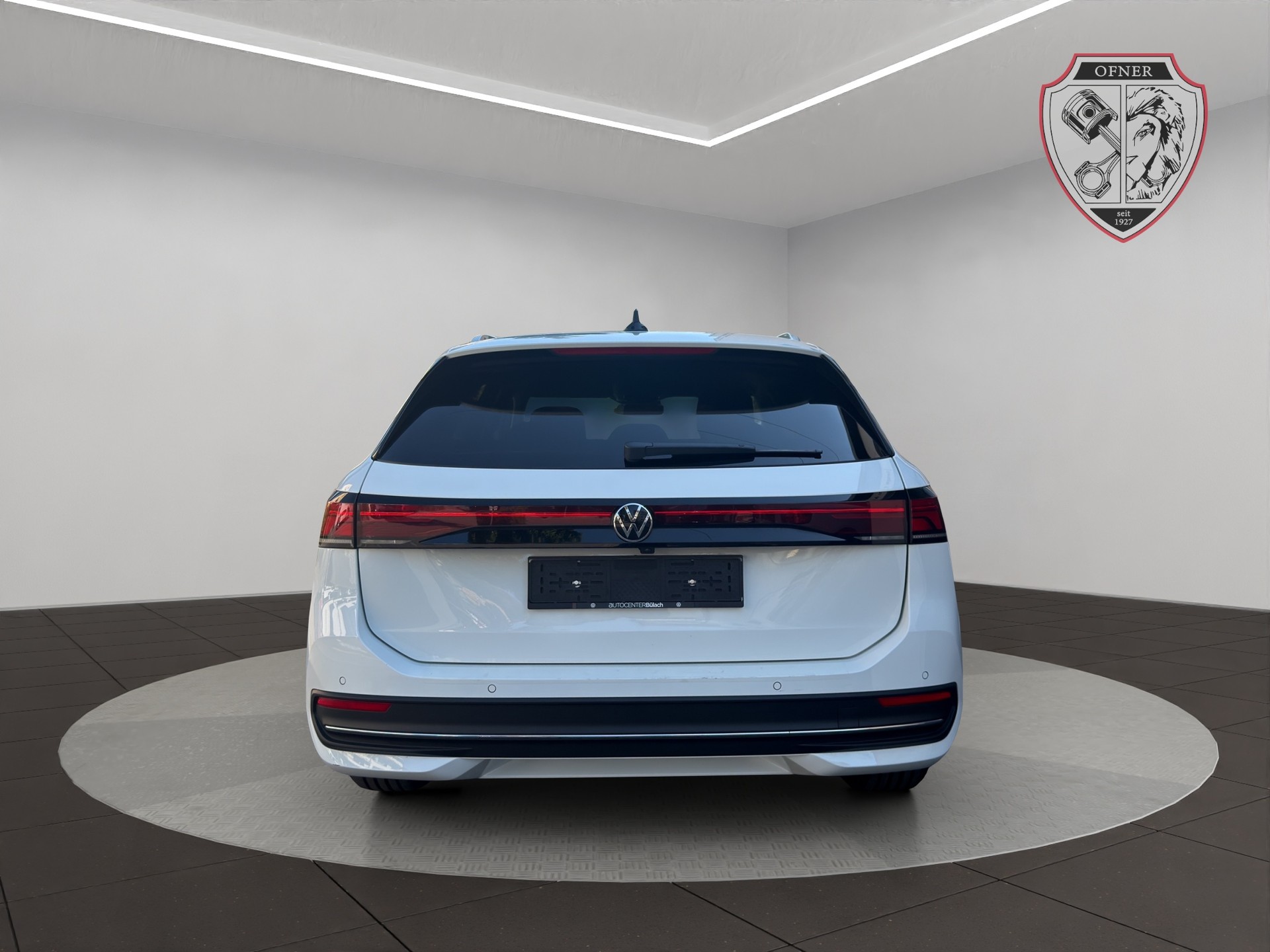 VW Passat Variant 2.0 TDI evo Business 4 Motion DSG-image-5