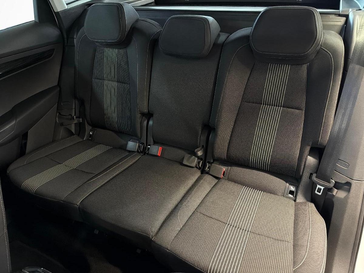 SKODA Karoq 2.0 TDI Style 4x4 DSG-image-10