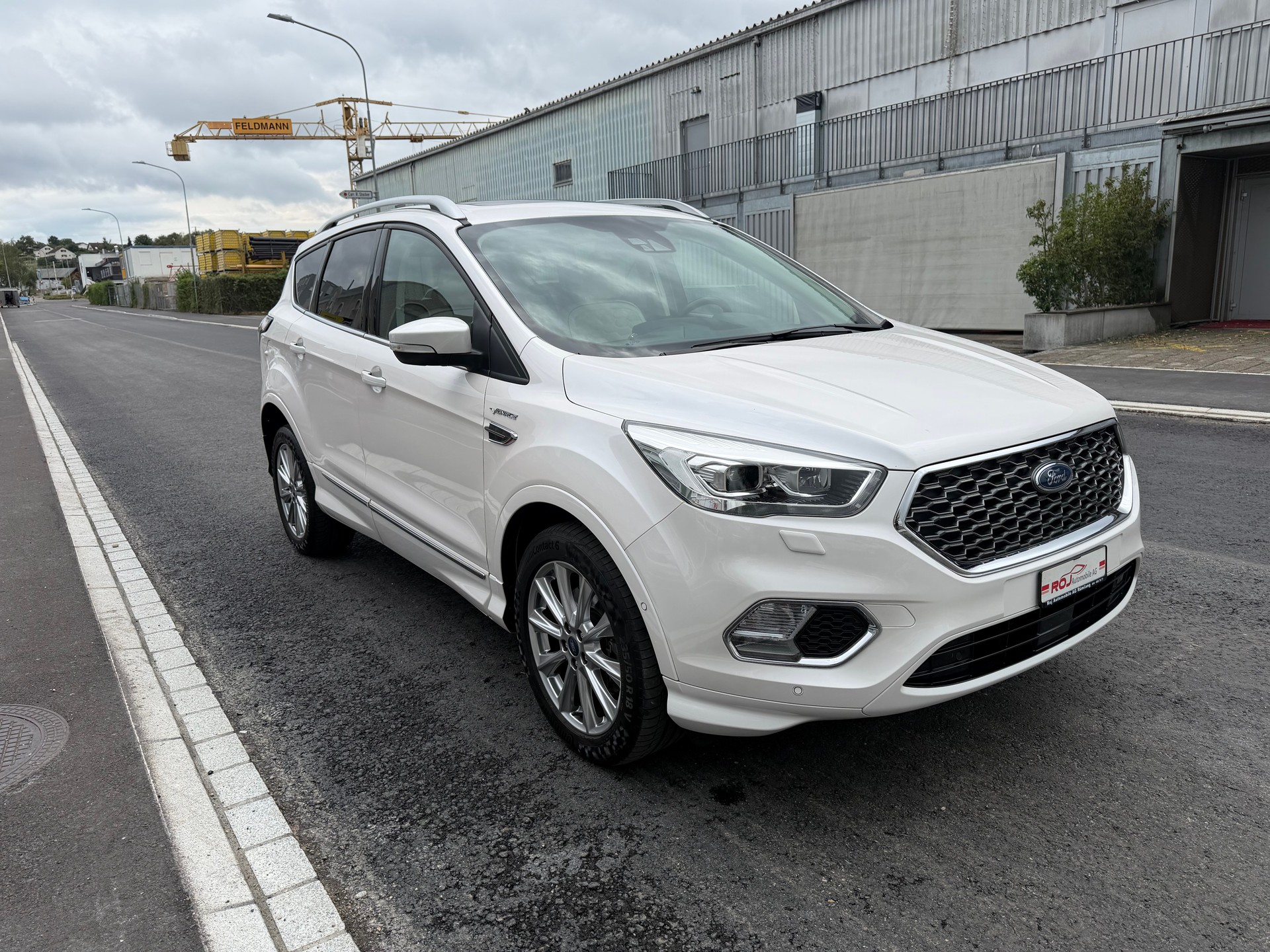 FORD Kuga 2.0 TDCi Vignale 4WD PowerShift-image-3