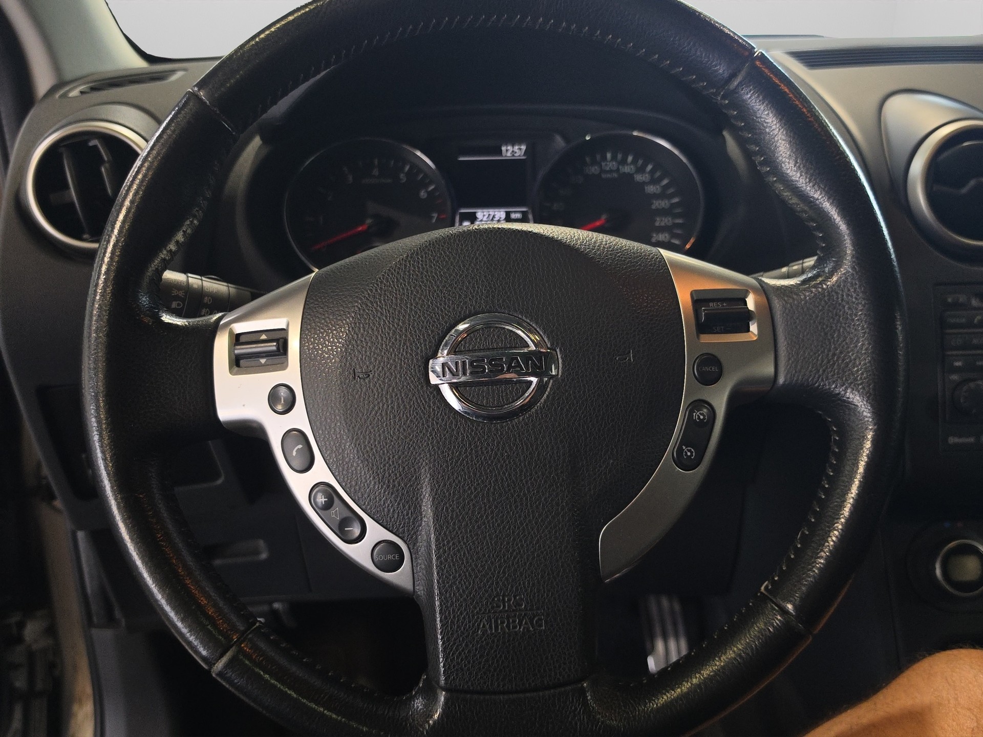 NISSAN Qashqai +2 2.0 4WD acenta XTronic CVT-image-9