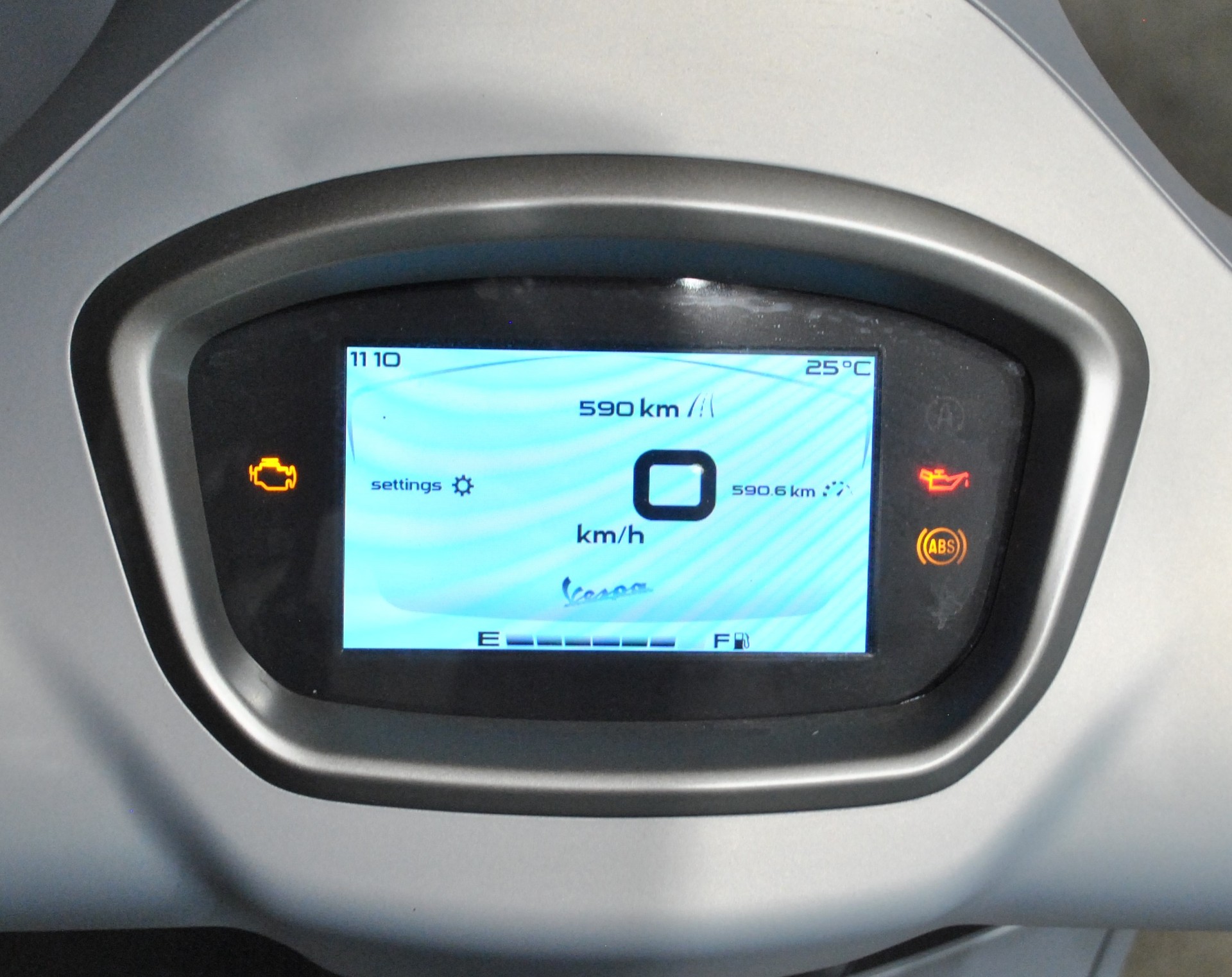 PIAGGIO Vespa GTS 125 Super Tech ABS-image-5