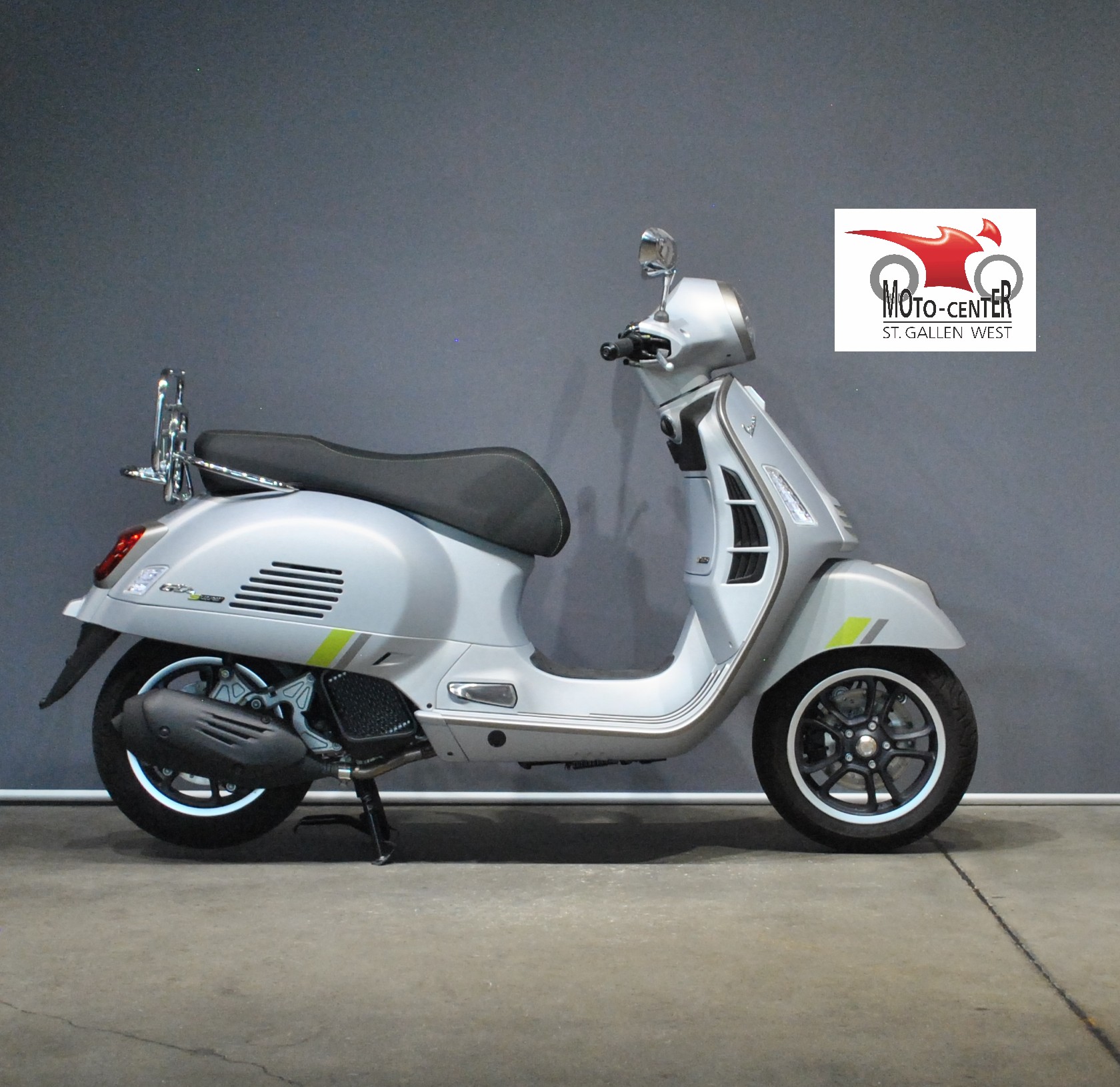 PIAGGIO Vespa GTS 125 Super Tech ABS-showroom-element-1
