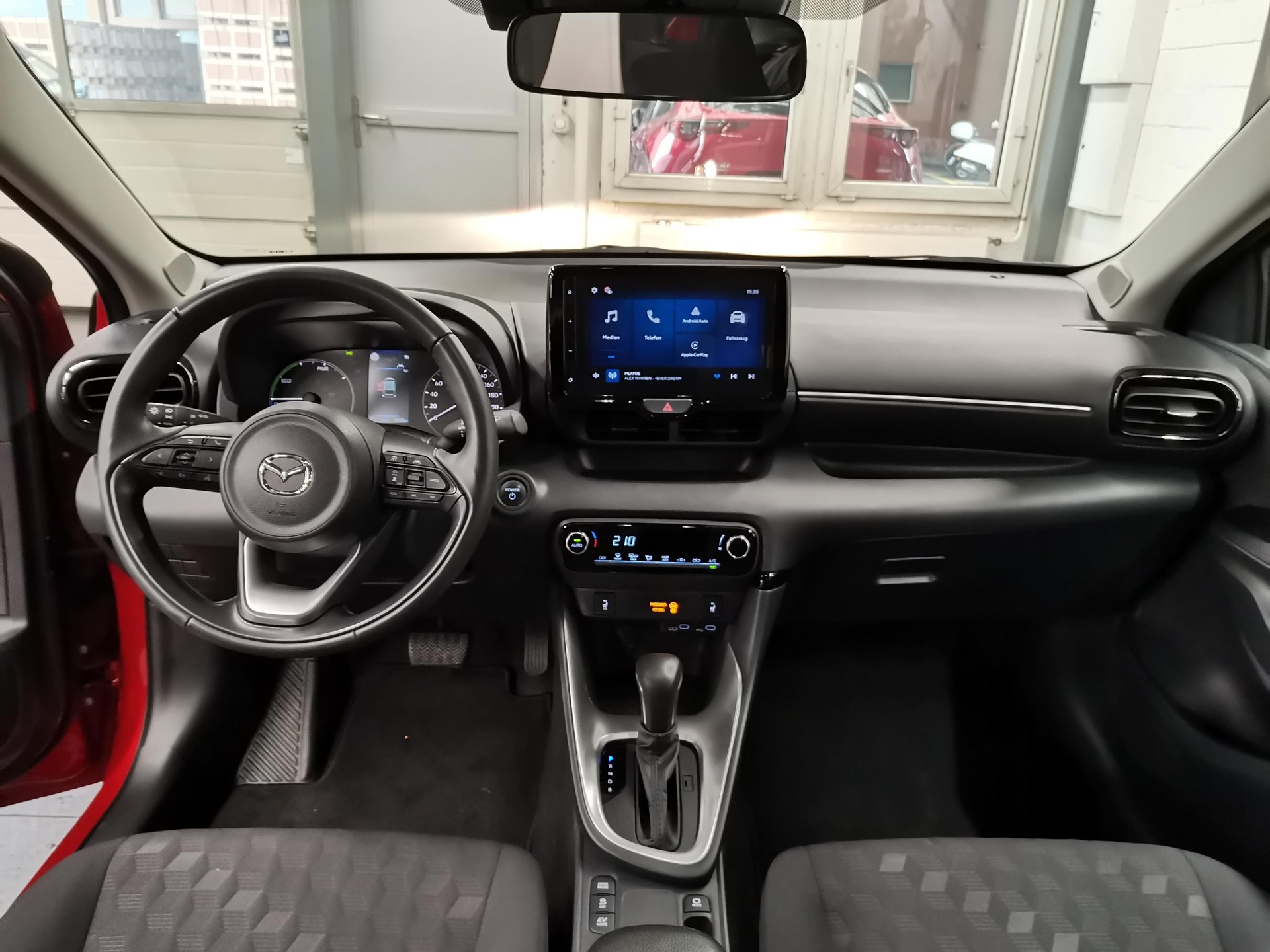 MAZDA 2 1.5 Hybrid Exclusive-Line-image-7