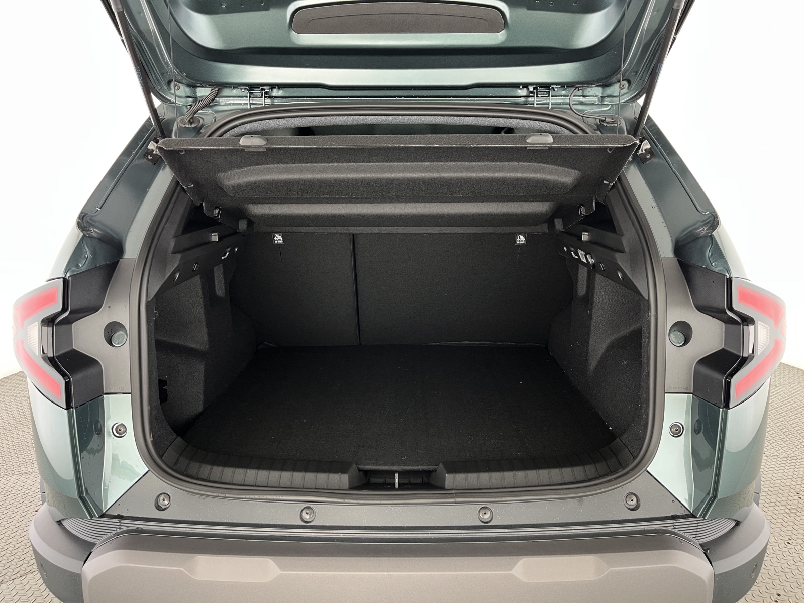 DACIA Duster 1.2 Hybrid Extreme 4WD-image-17