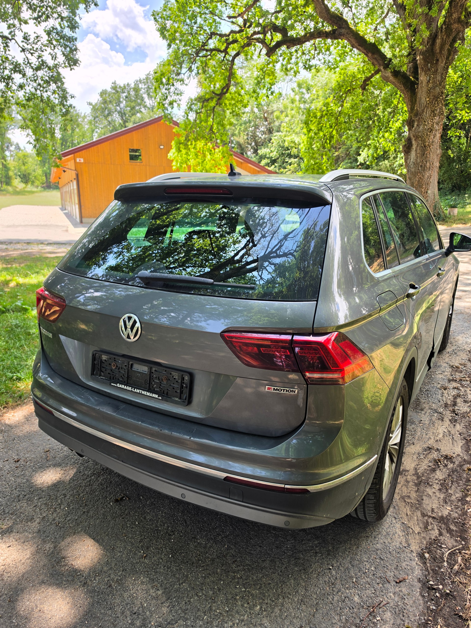 VW Tiguan 2.0 TDI SCR Highline 4Motion DSG-image-5