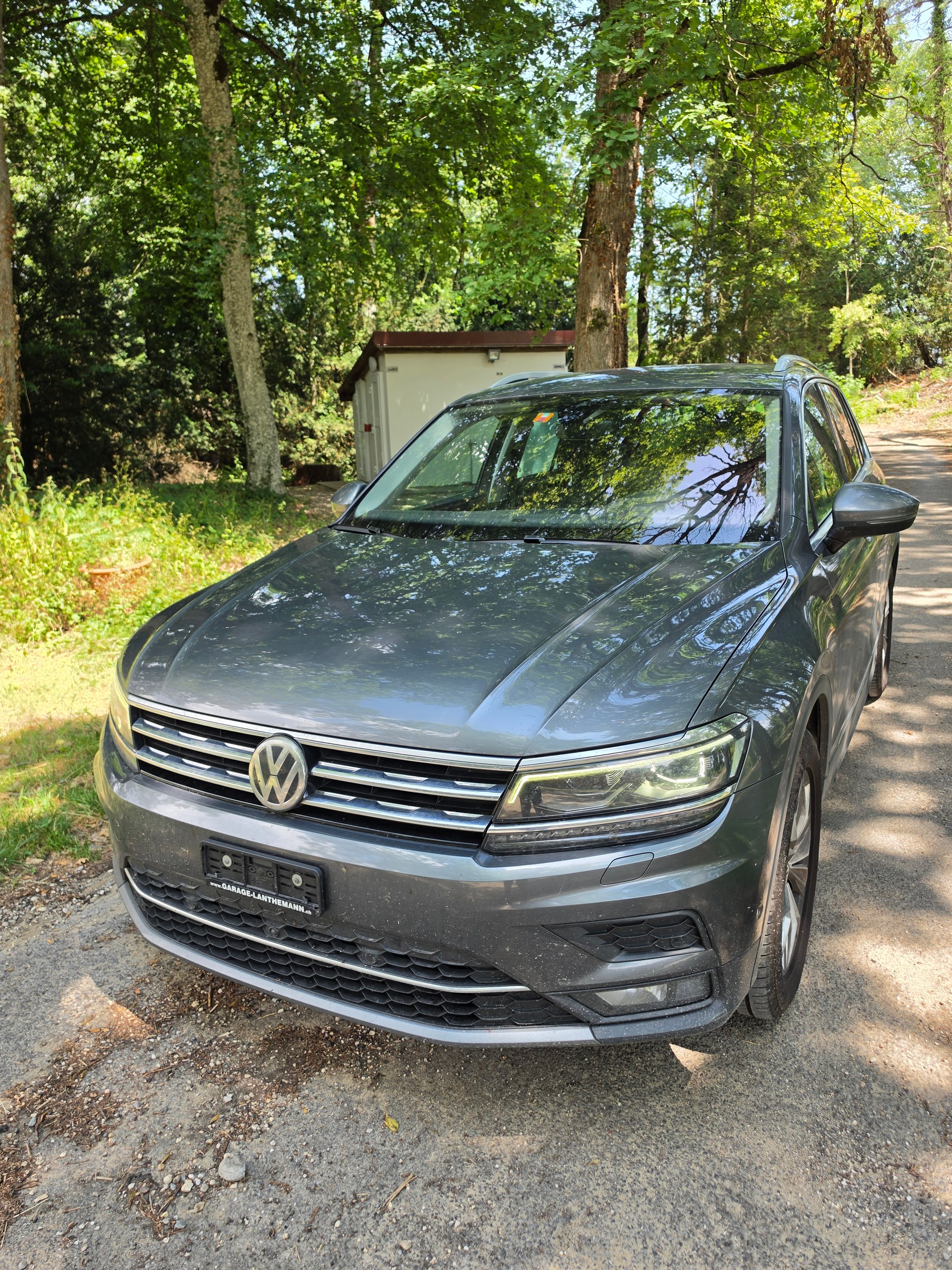 VW Tiguan 2.0 TDI SCR Highline 4Motion DSG-image-1