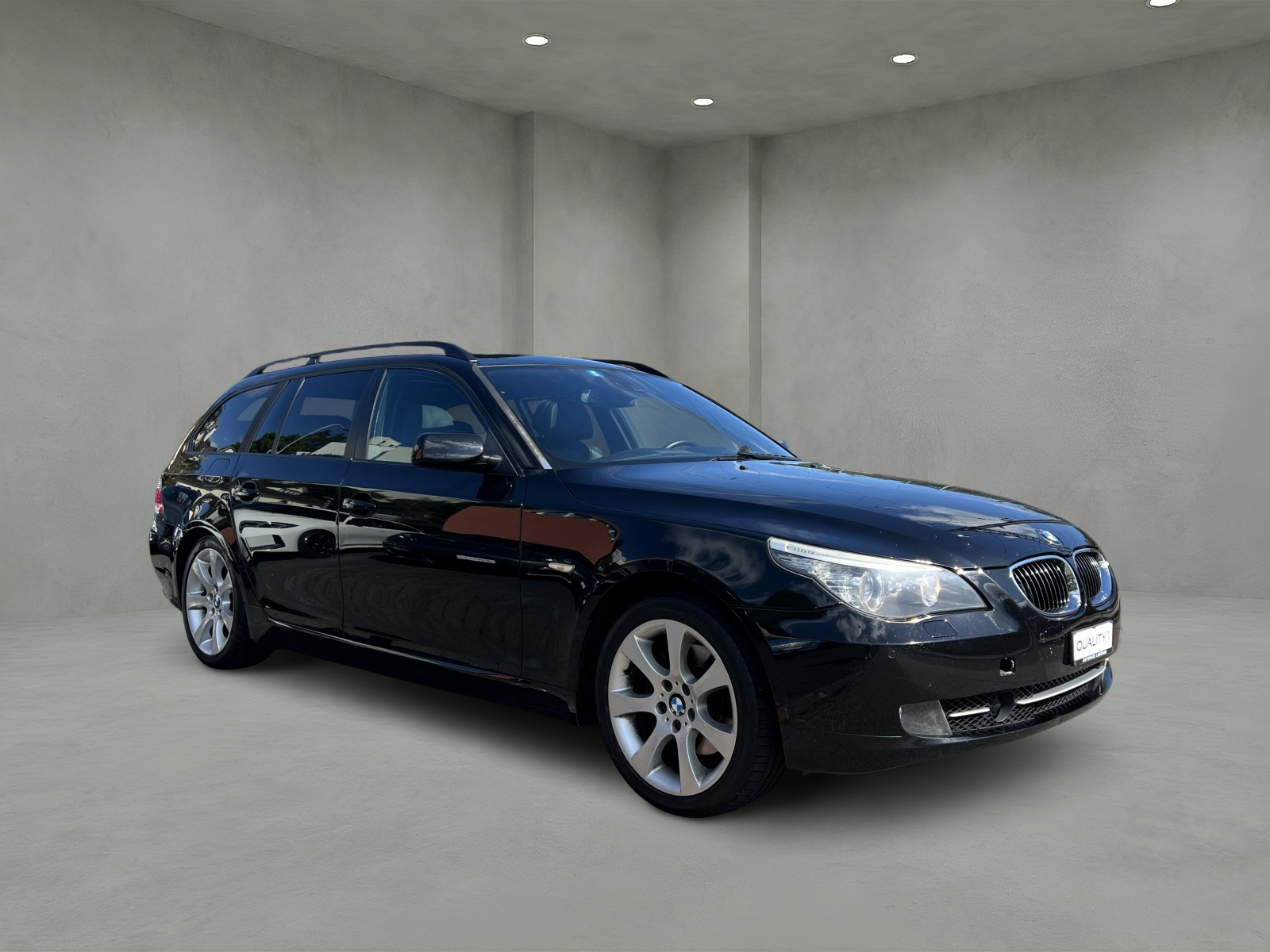 BMW 530xi Touring Steptronic-image-6