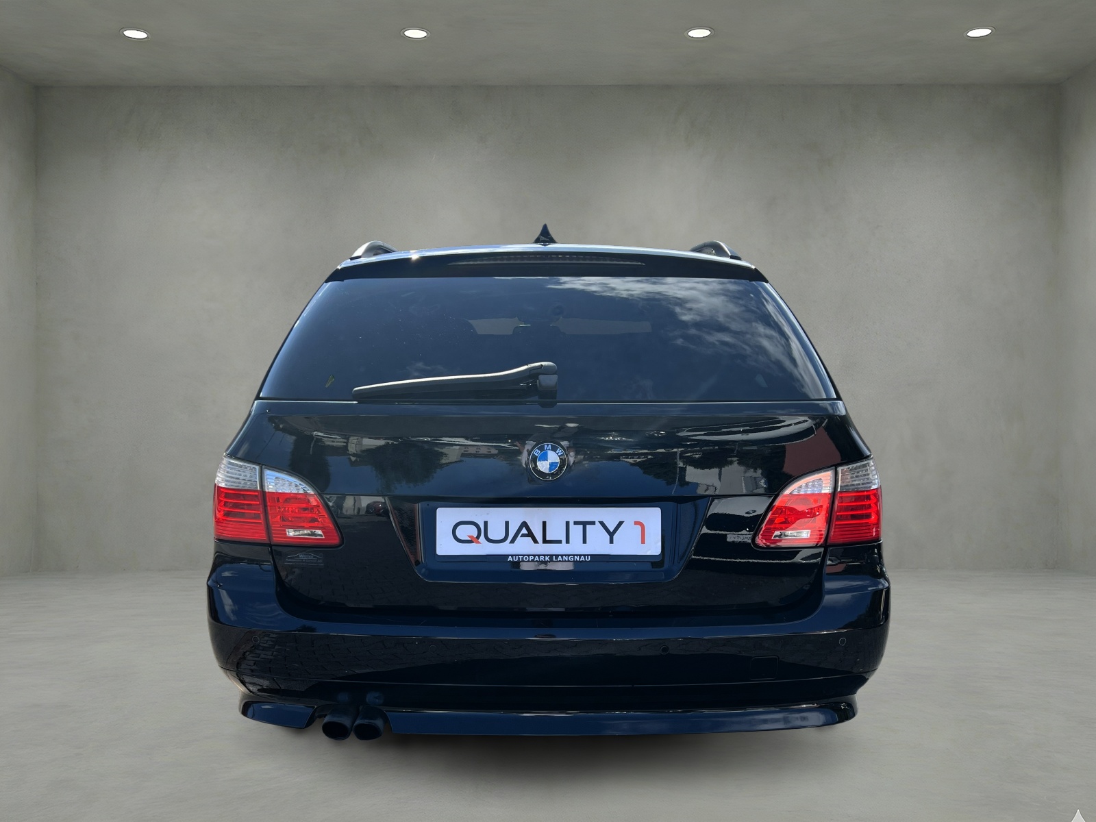 BMW 530xi Touring Steptronic-image-3
