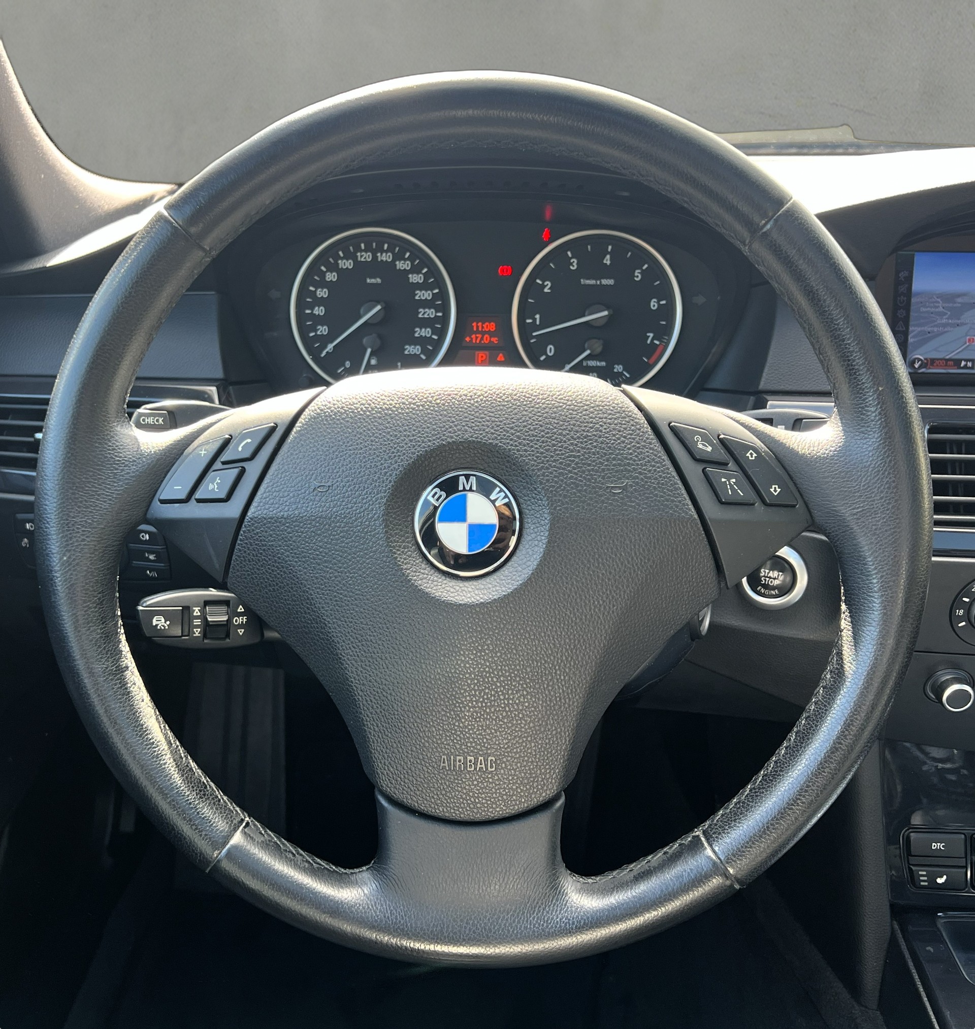 BMW 530xi Touring Steptronic-image-19