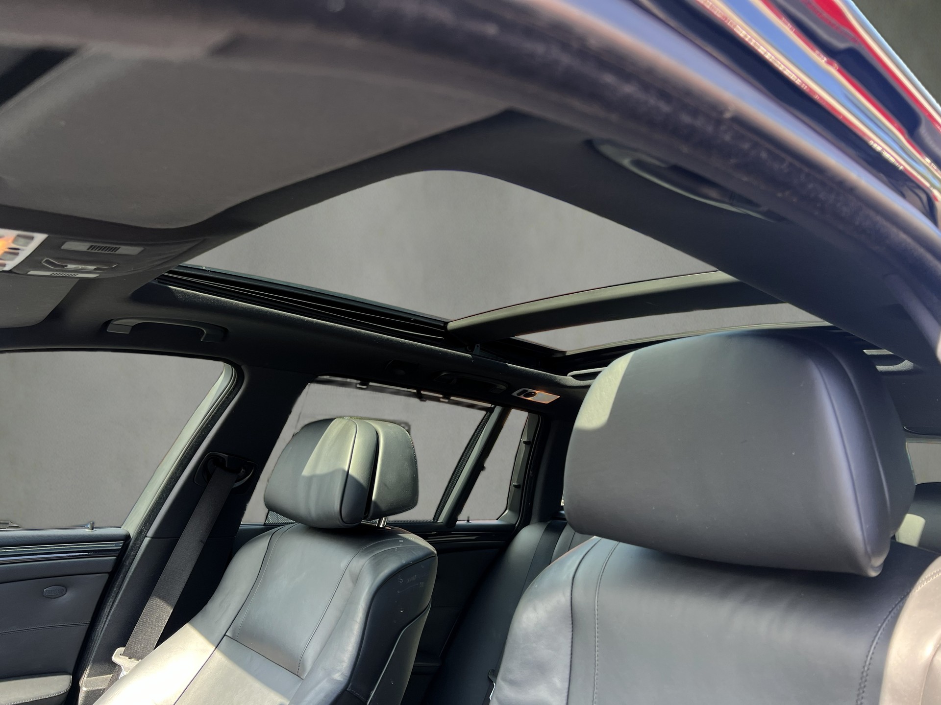 BMW 530xi Touring Steptronic-image-17