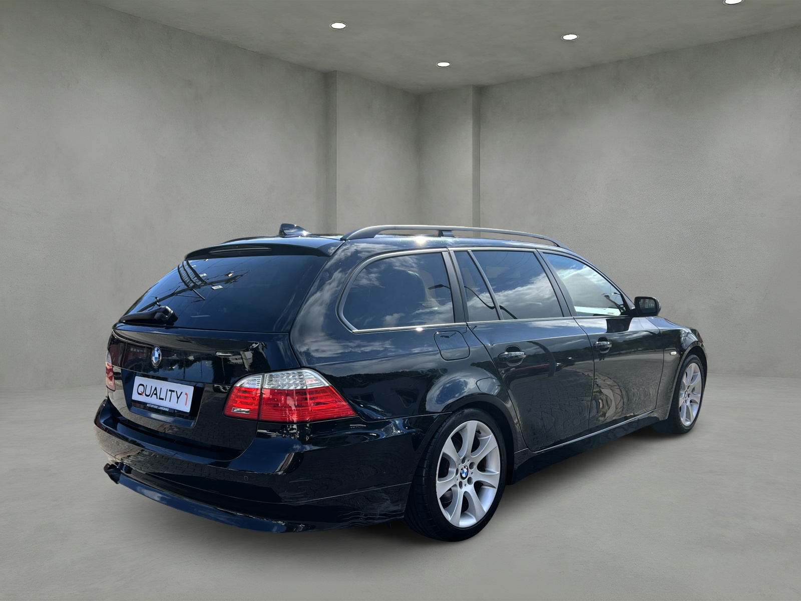 BMW 530xi Touring Steptronic-image-4