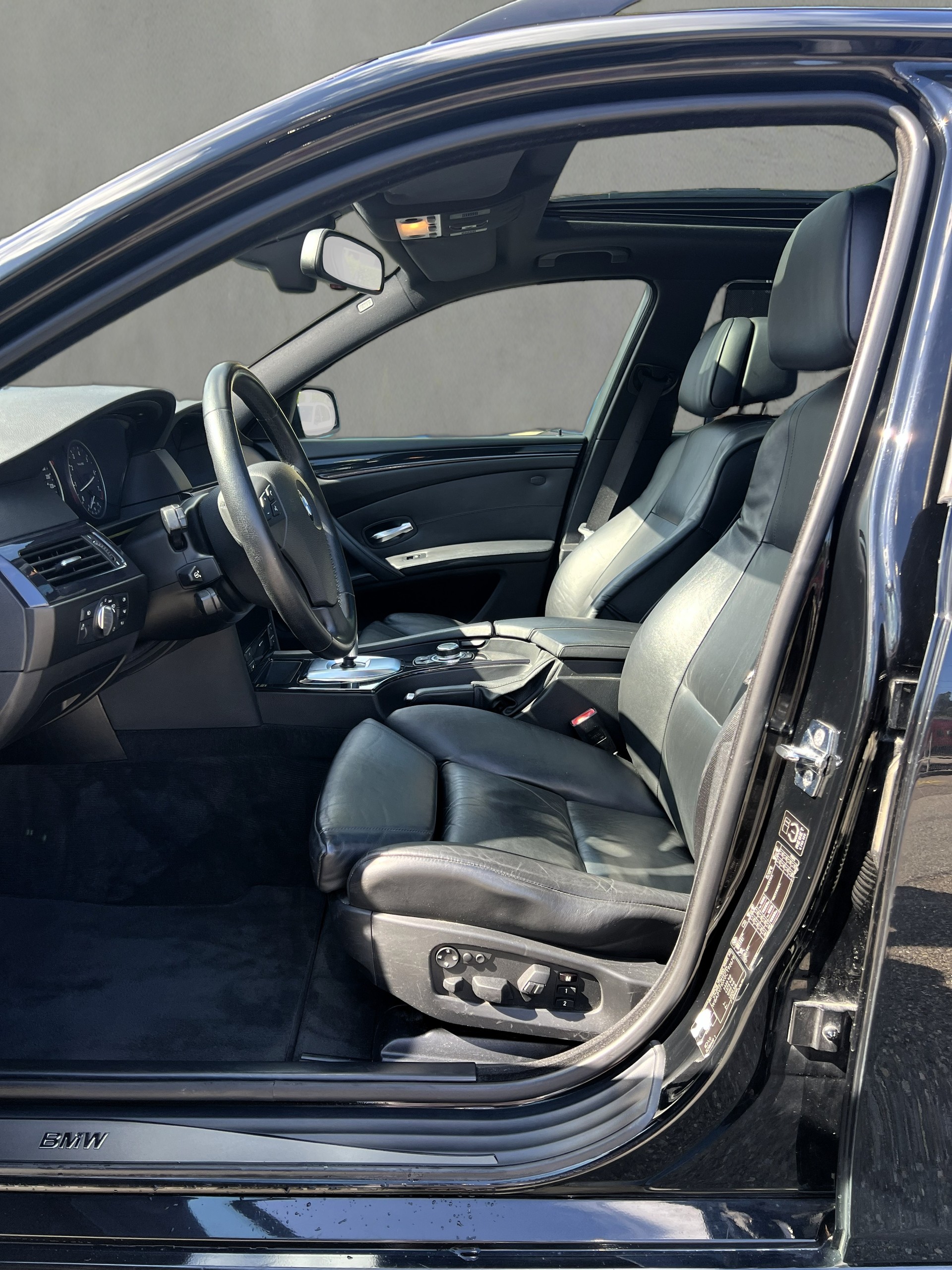 BMW 530xi Touring Steptronic-image-15