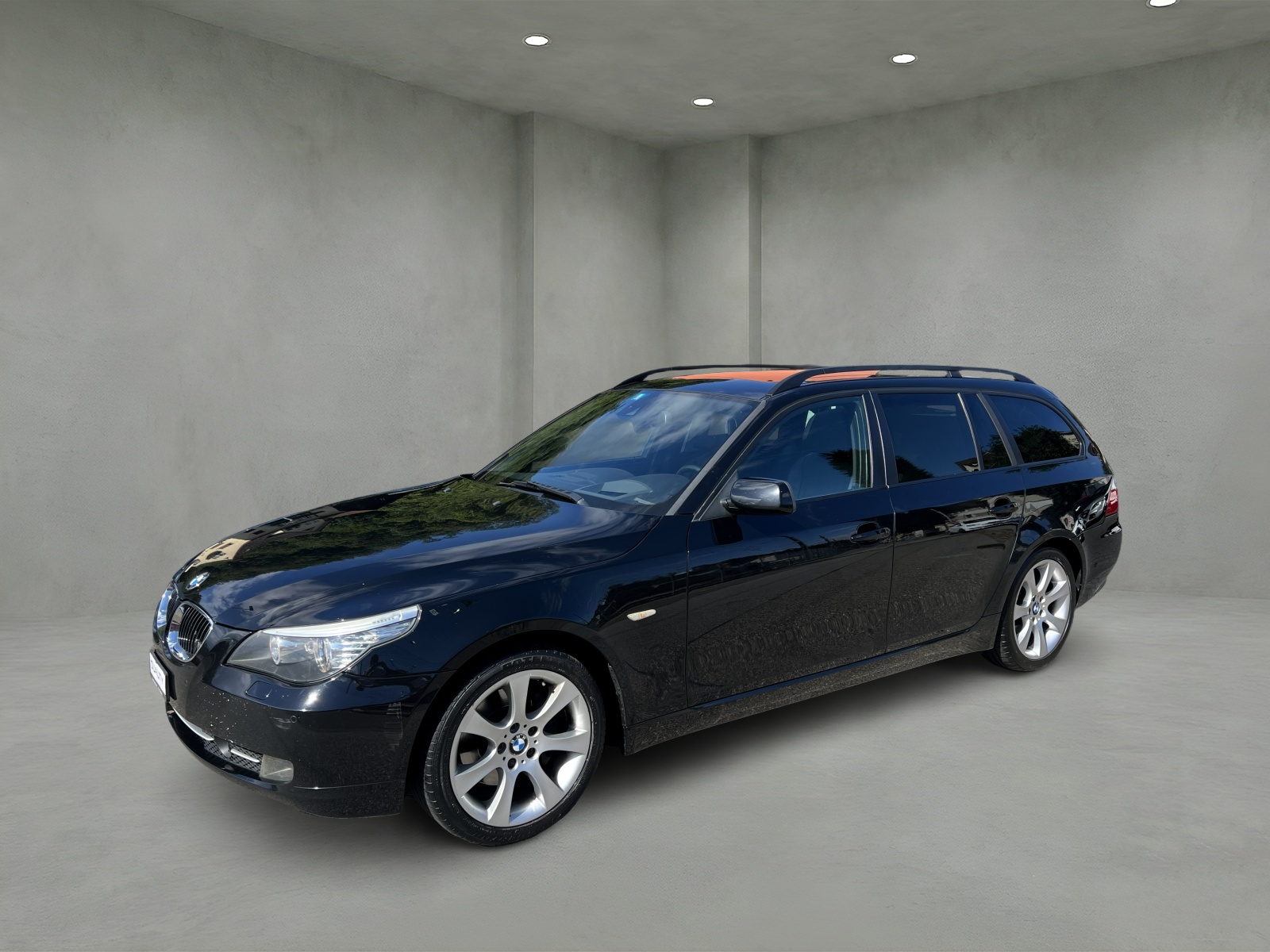 BMW 530xi Touring Steptronic-image-0