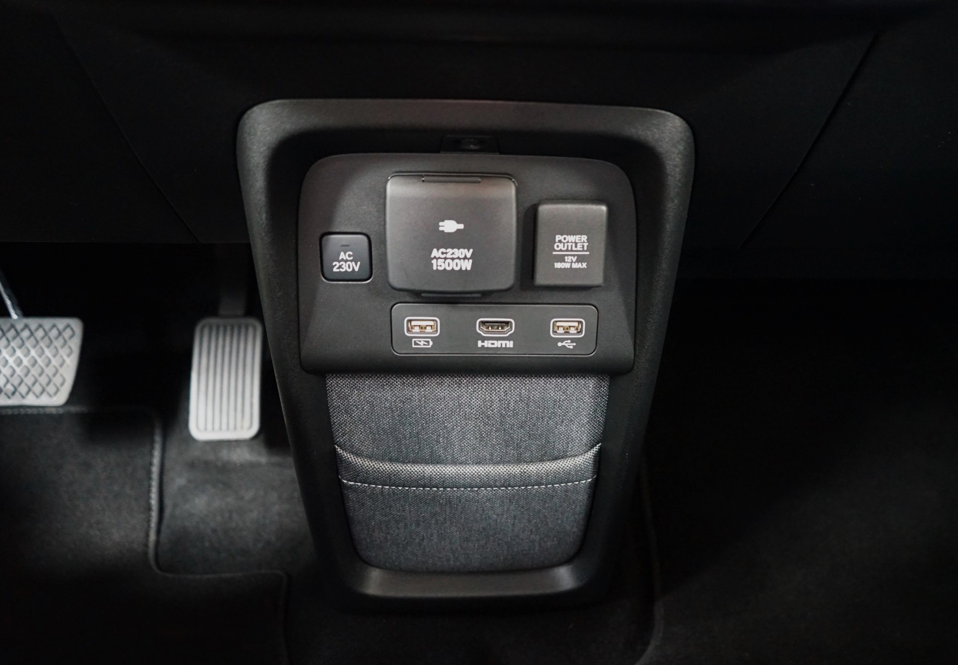 HONDA e Advance-image-16