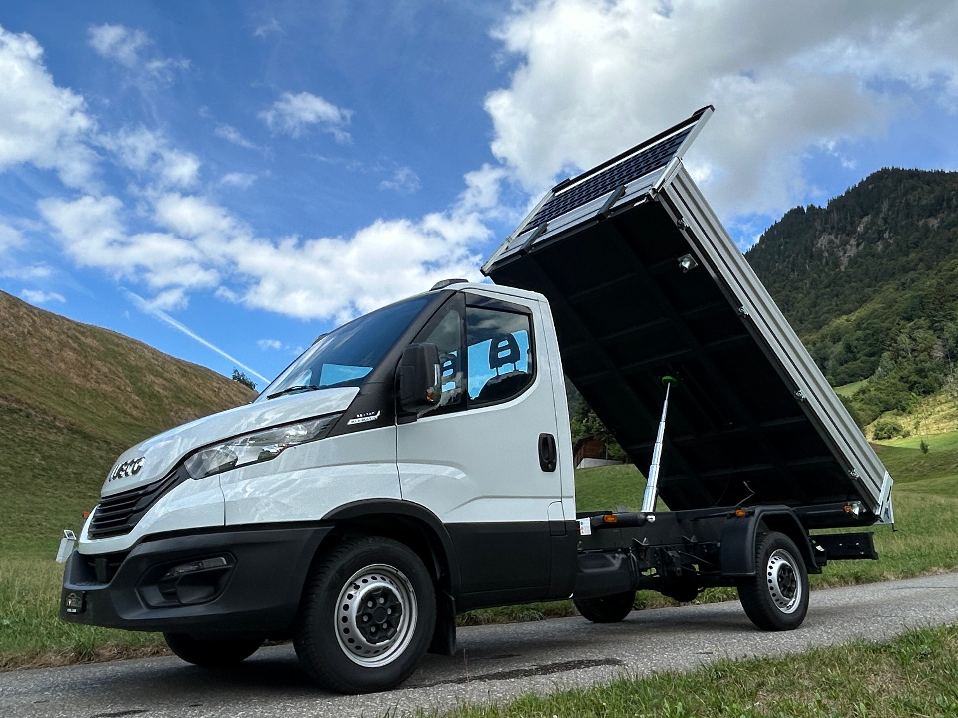 IVECO 35S14 Automat-image-0