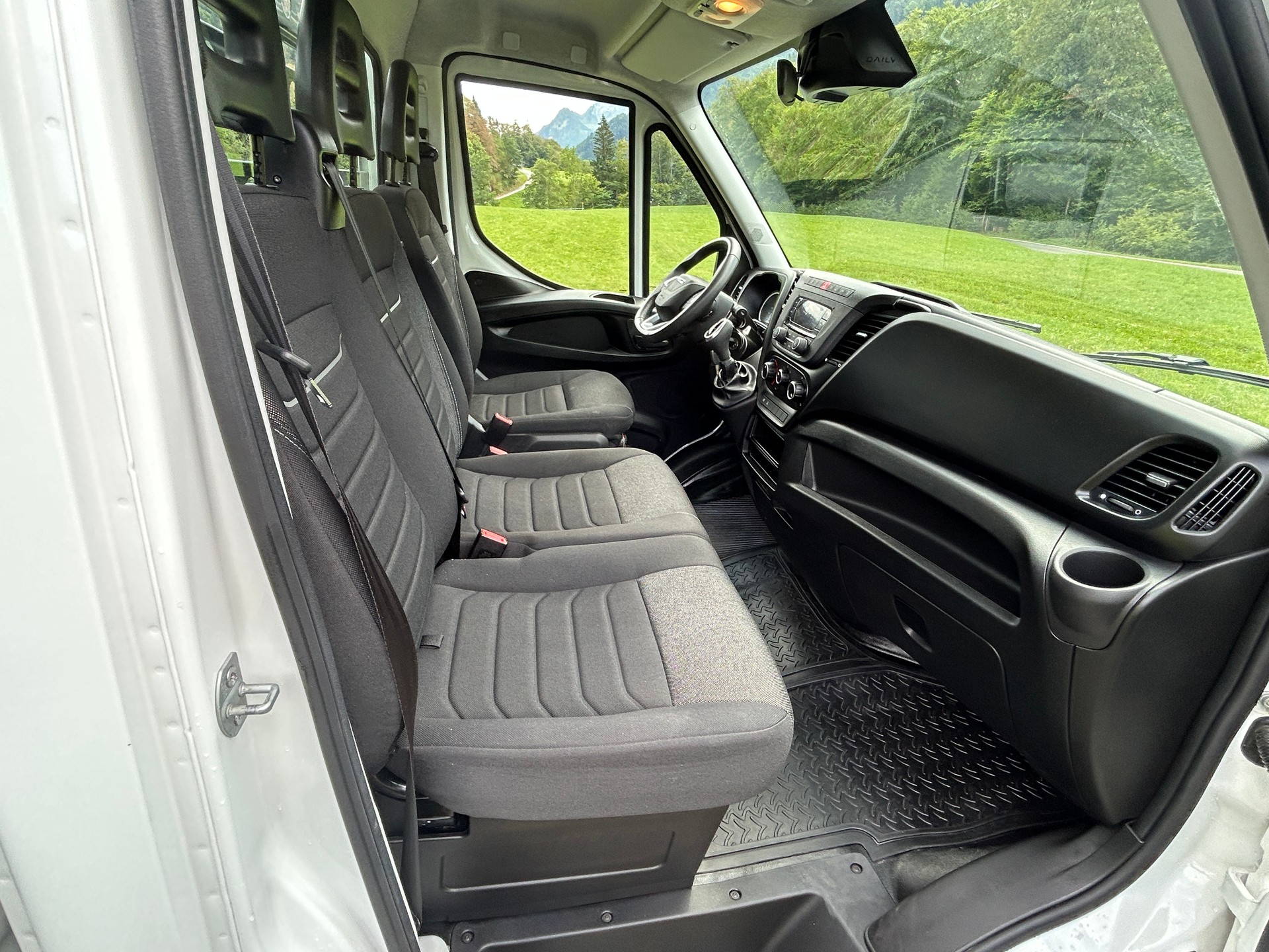 IVECO 35S14 Automat-image-13