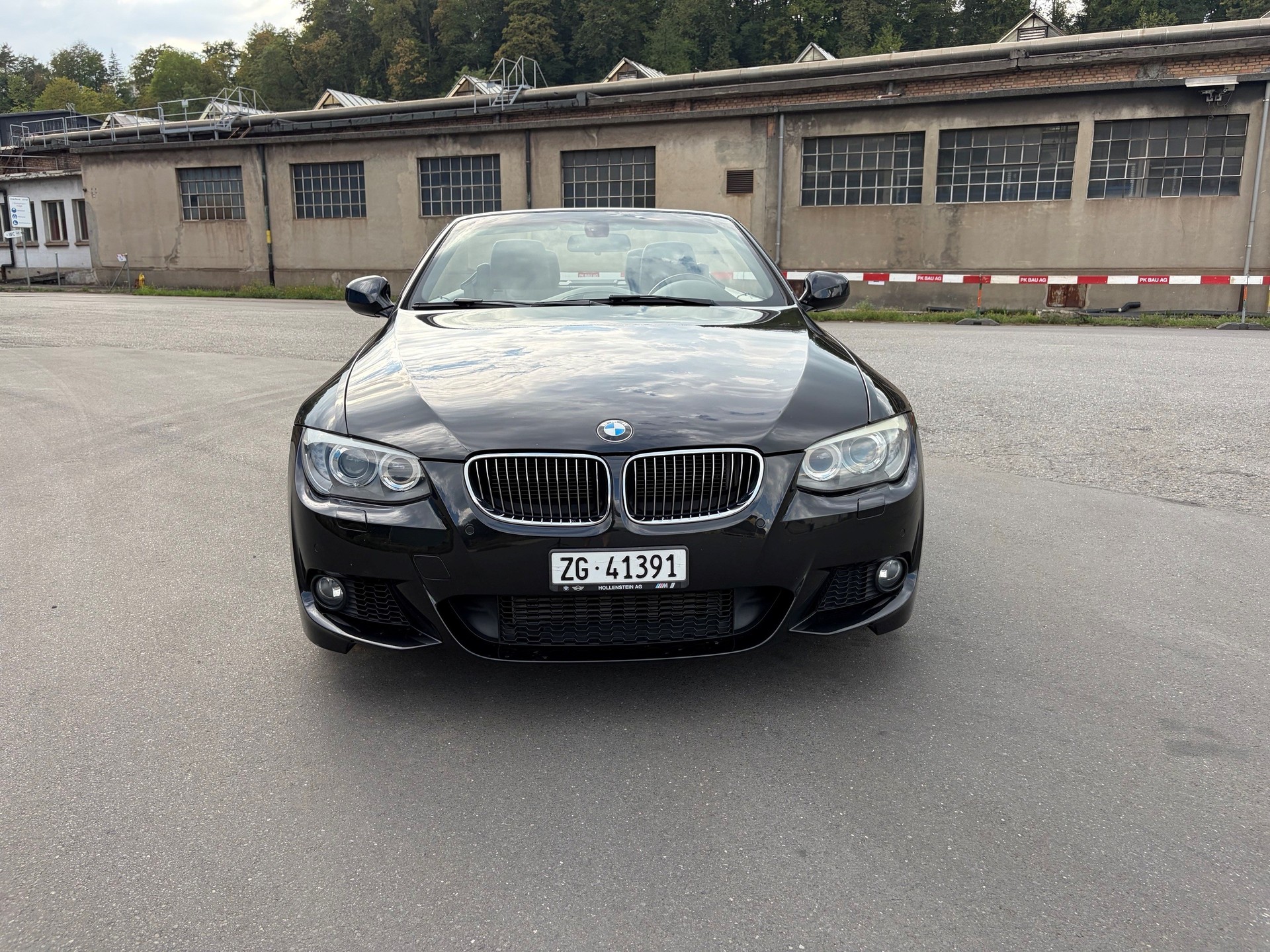 BMW 335i-image-1