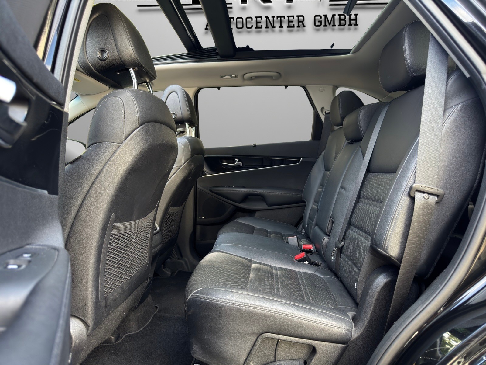 KIA Sorento 2.2 CRDI Style 7P. Automatic *7-Platz*-image-10