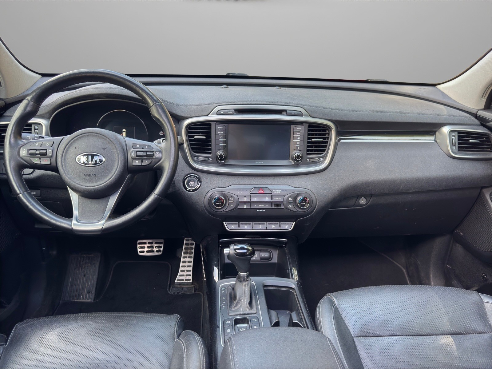KIA Sorento 2.2 CRDI Style 7P. Automatic *7-Platz*-image-8