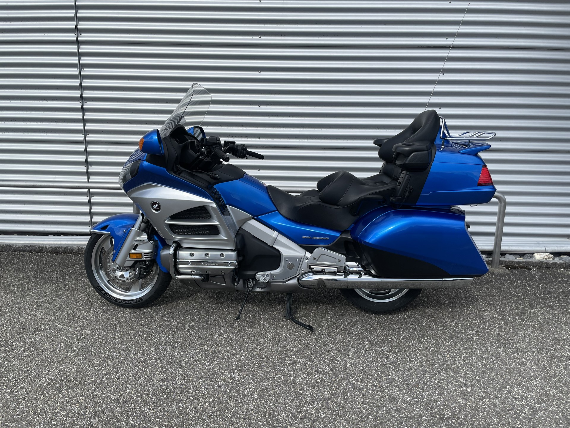 HONDA GL 1800 A Goldwing Luxury Edition-image-6