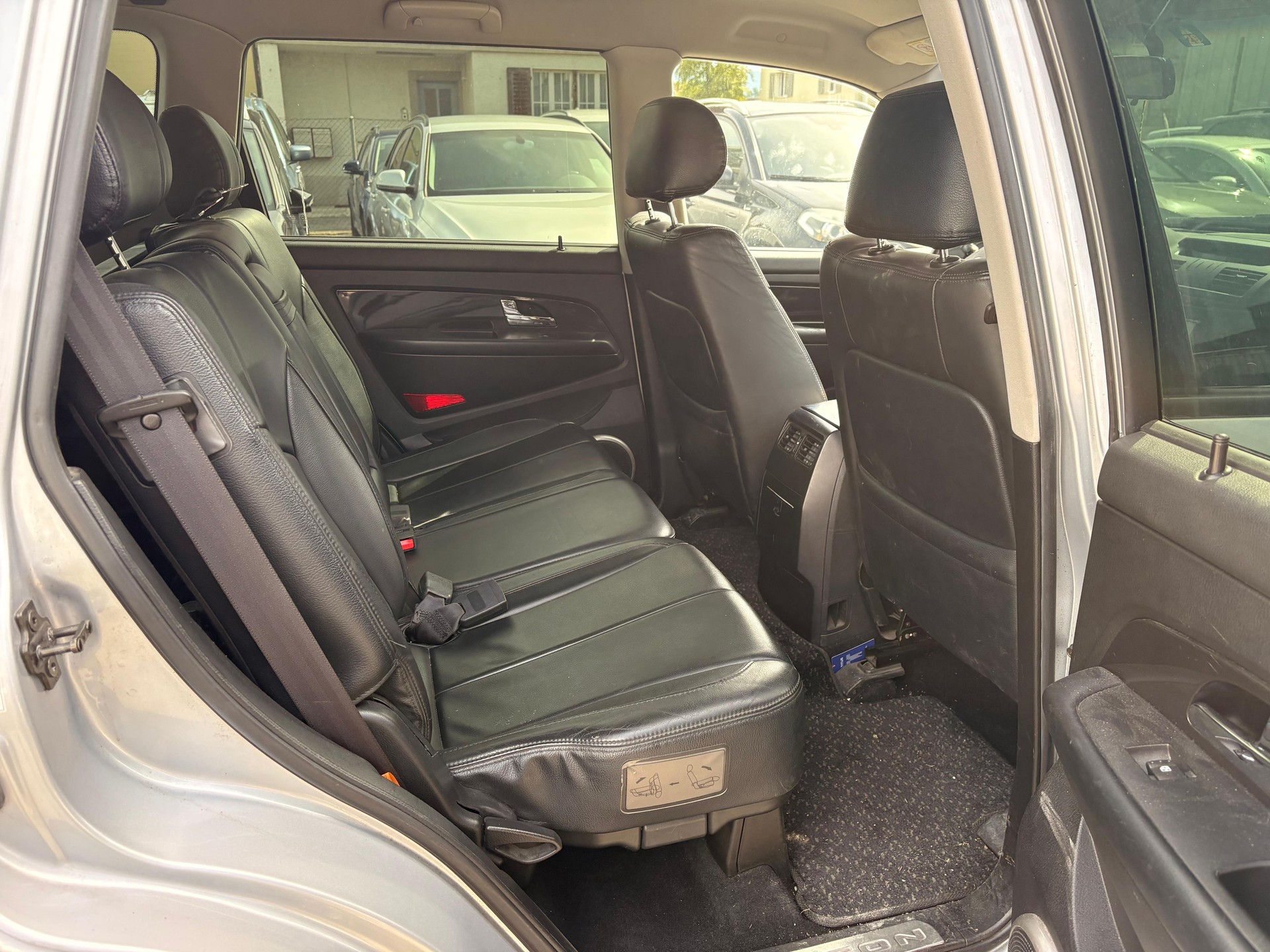KGM-SsangYong Rexton RX 270 Xdi Edition Automat-image-8