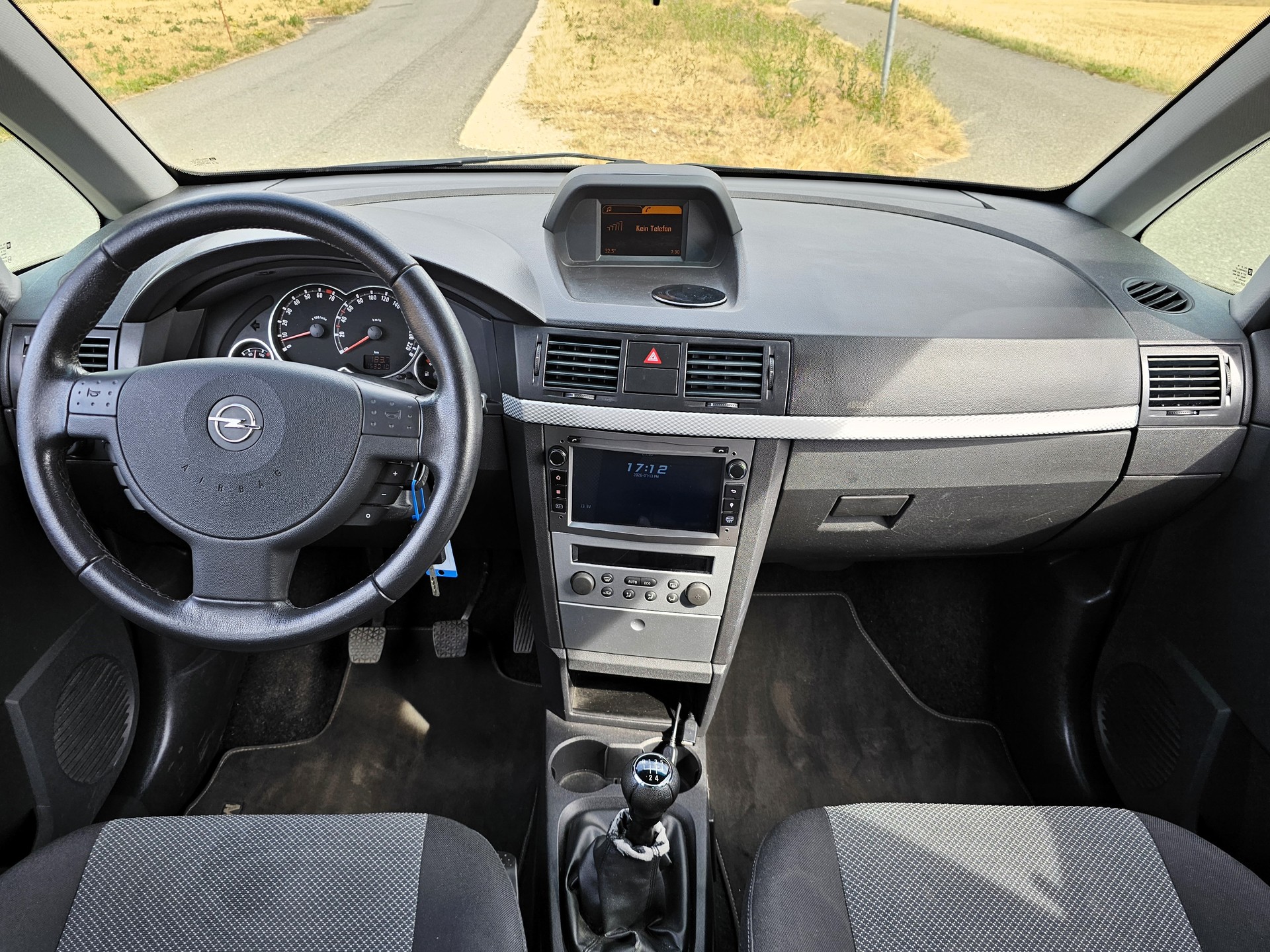 OPEL Meriva 1.8i 16V Cosmo-image-9