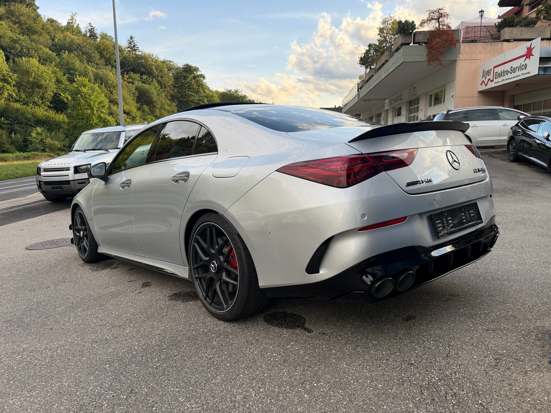 MERCEDES-BENZ CLA 45 S AMG 4Matic+ 8G-DCT-image-4